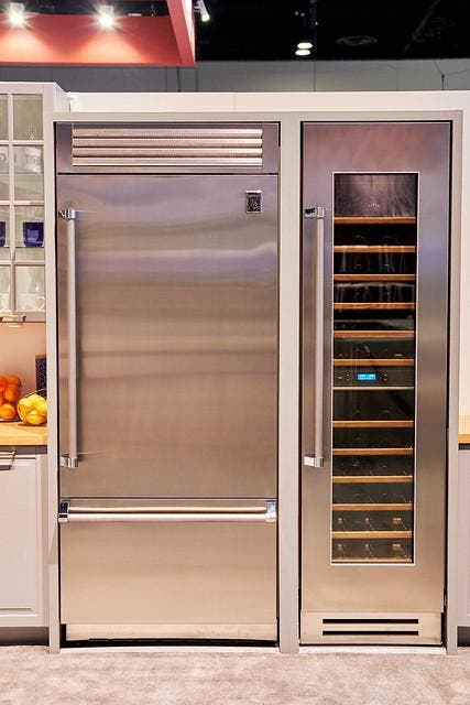 Hestan KRPR36 Steeletto, Right Hinge