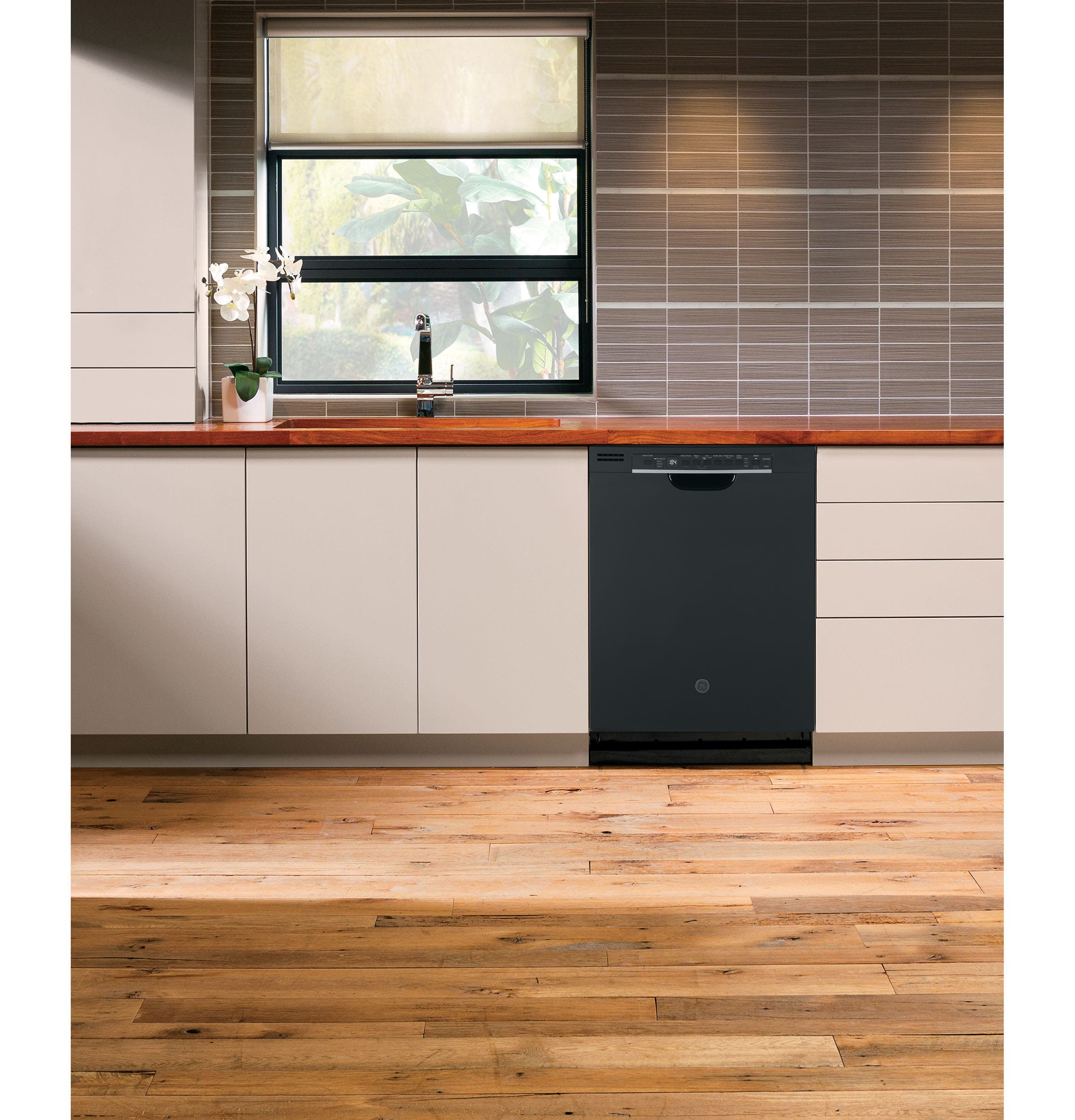 GE GDF640HGMBB Black