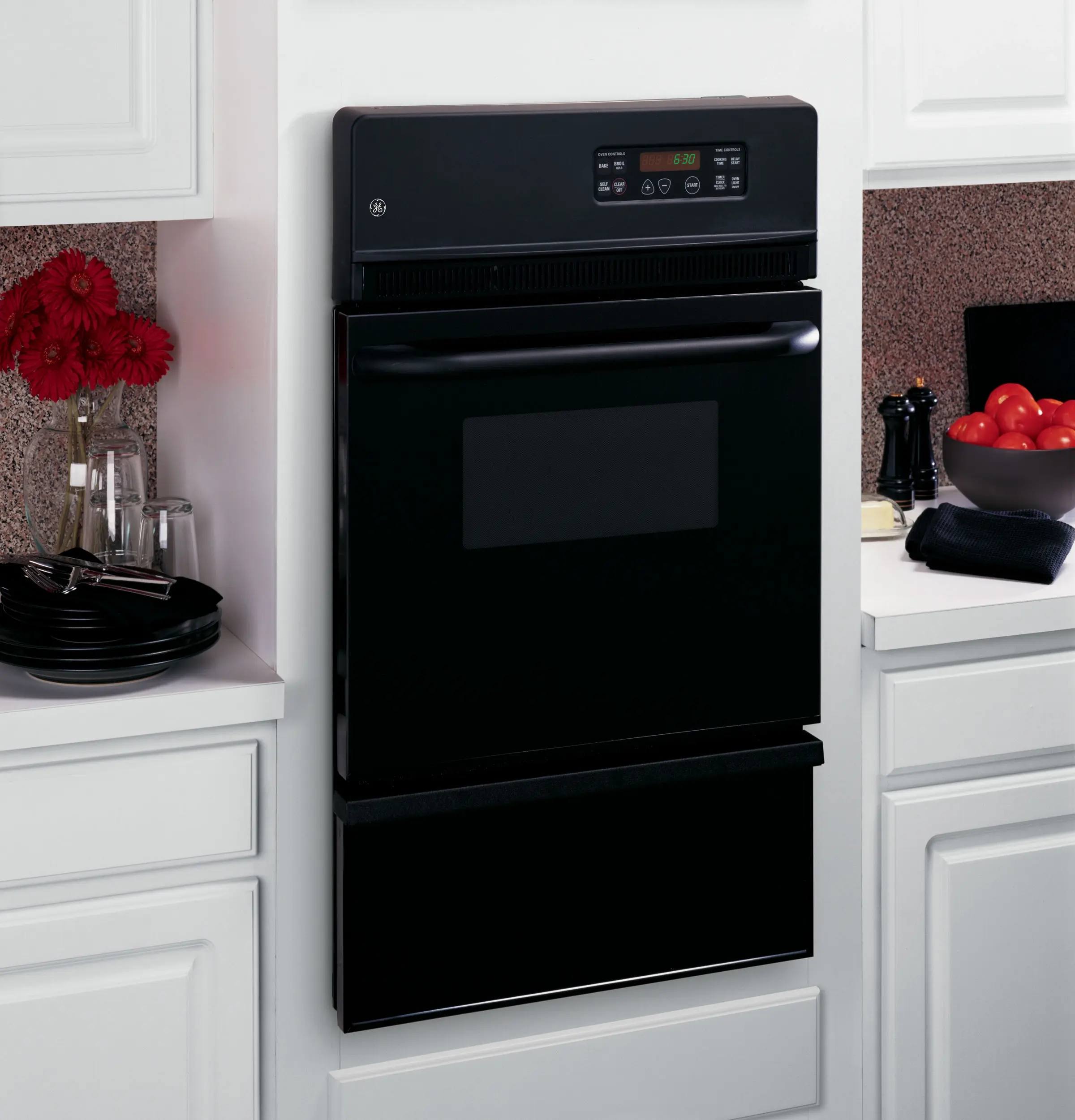 GE JGRP20BEJBB Black On Black