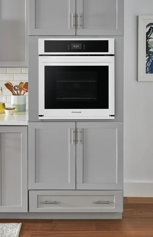 Frigidaire FCWS2727AW