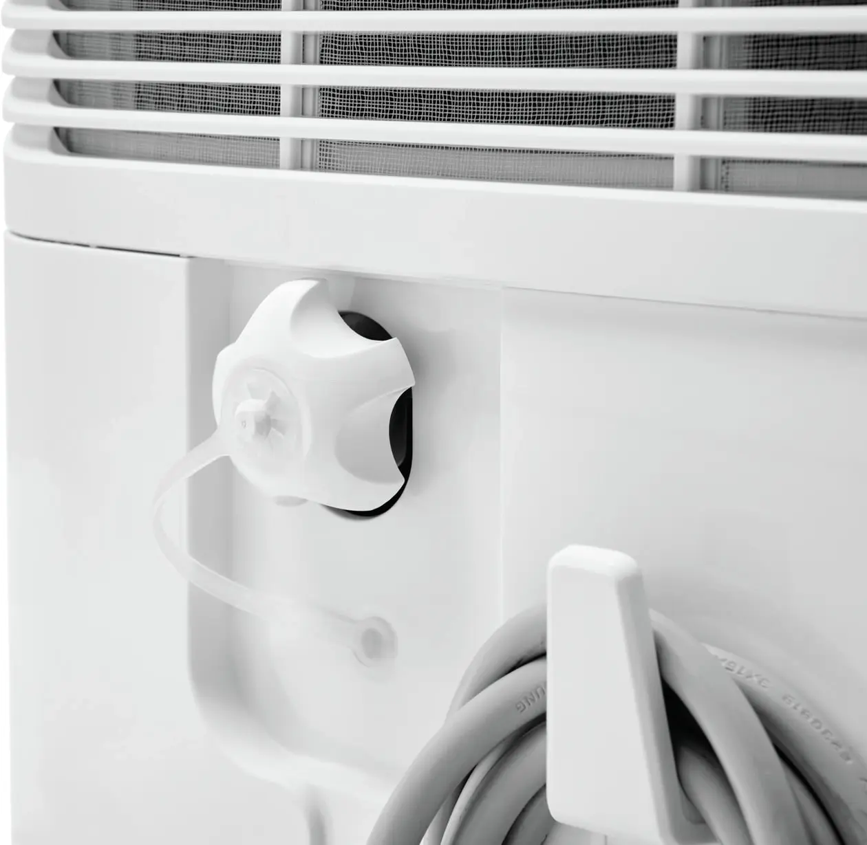 Frigidaire FFAD5033W1 White