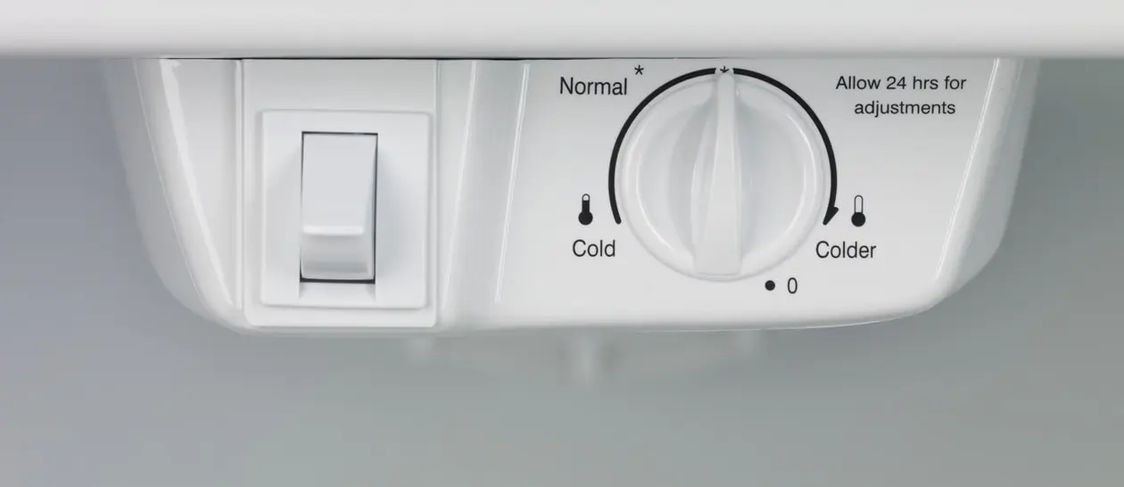 Frigidaire FFHT1621TB Black