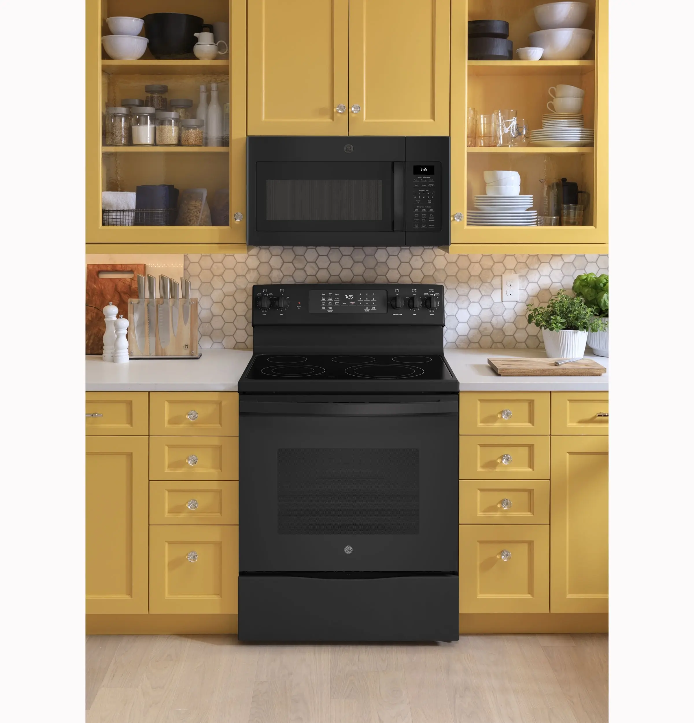 GE JB735DPBB Black