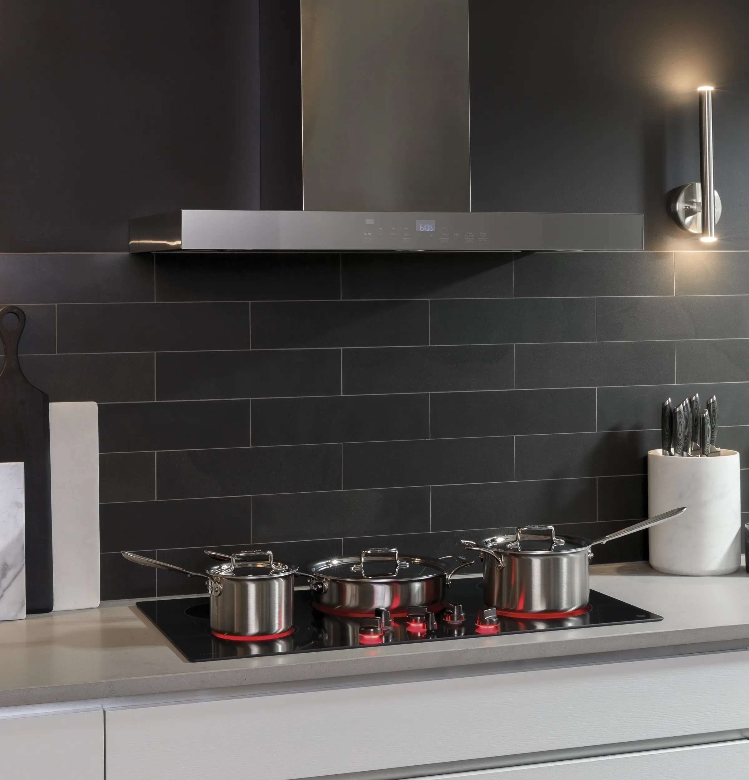 GE PP7036BMTS Black Stainless Steel
