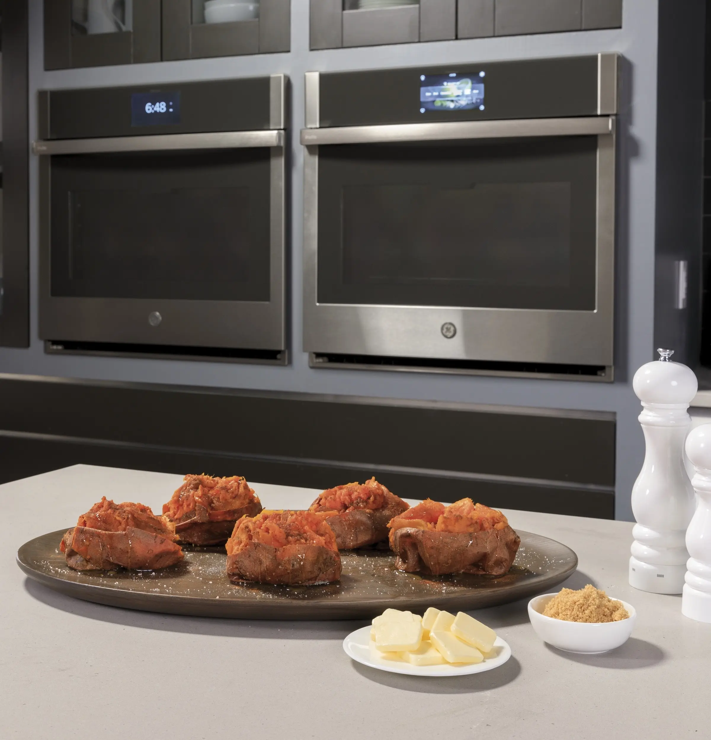 GE PTS9000BNTS Black Stainless Steel