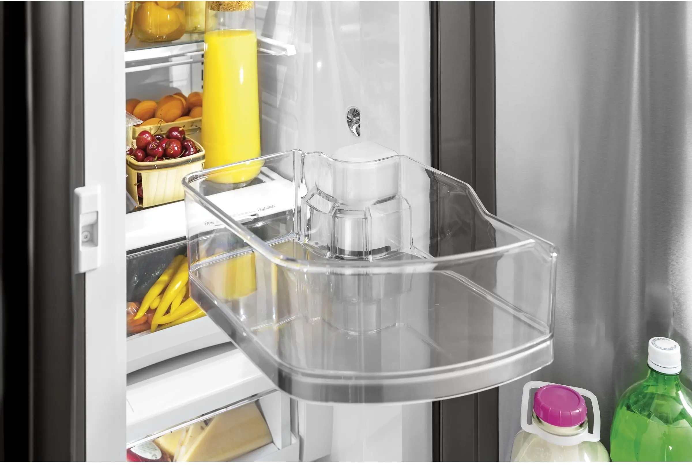 GE PYD22KBLTS Fingerprint Resistant, Black Stainless