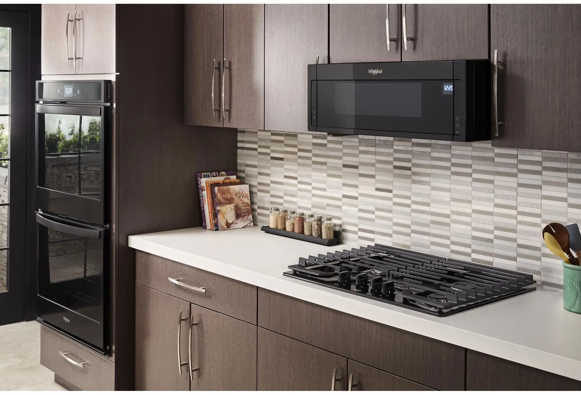 Whirlpool WCG55US0HB Black