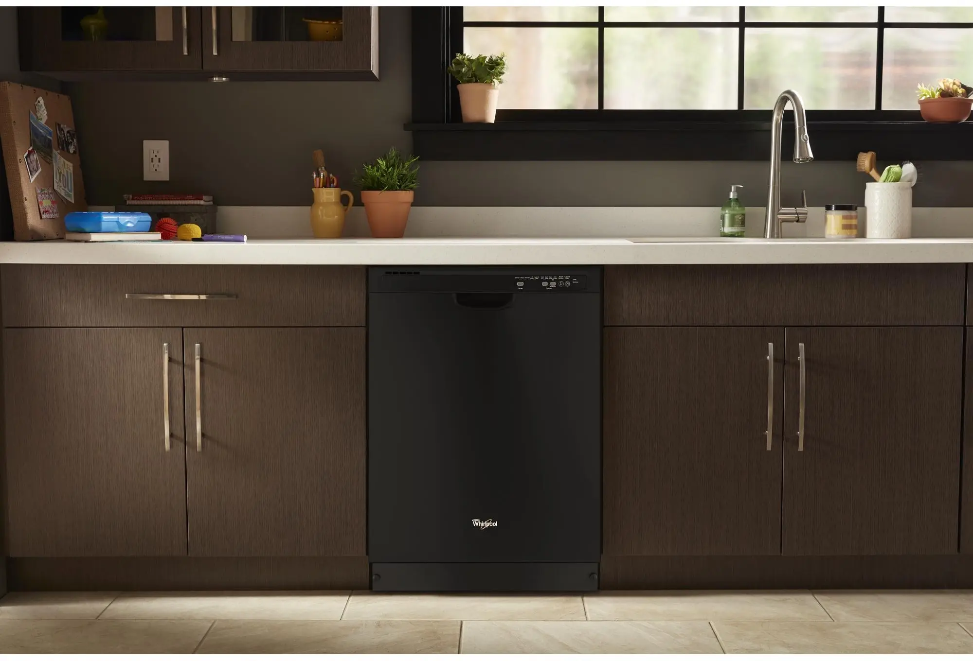Whirlpool WDF540PADB Black