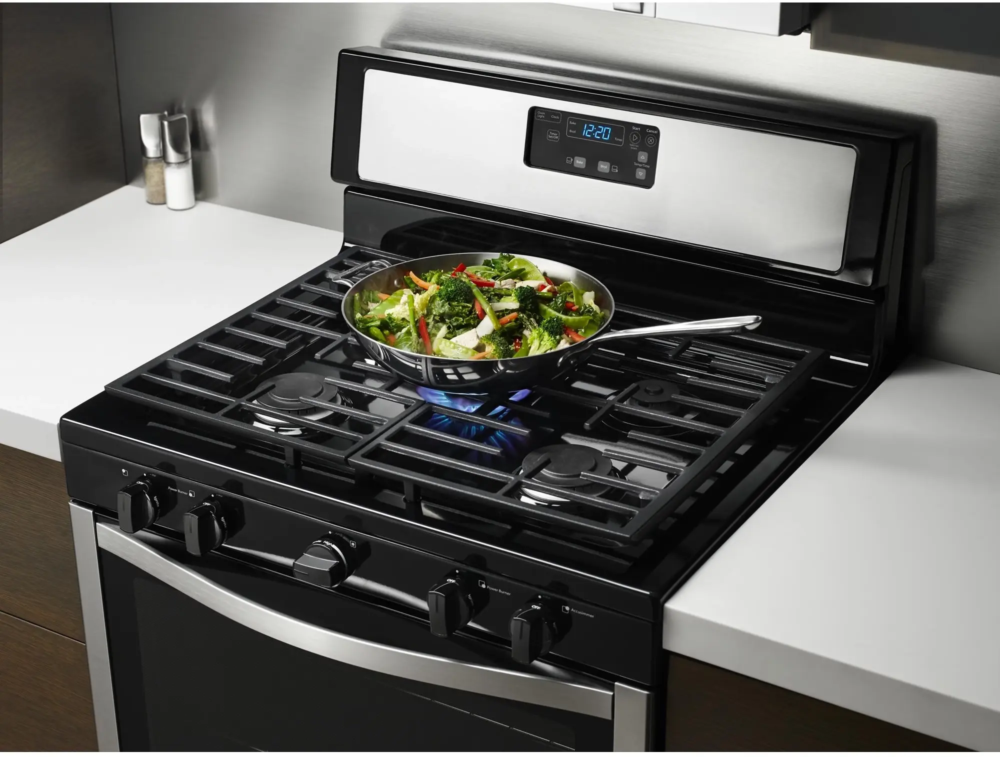 Whirlpool WFG505M0BS Black On Stainless Steel