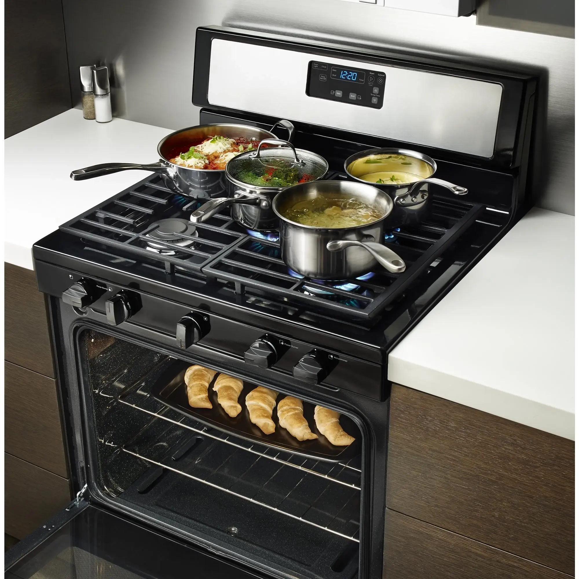 Whirlpool WFG505M0BS Black On Stainless Steel