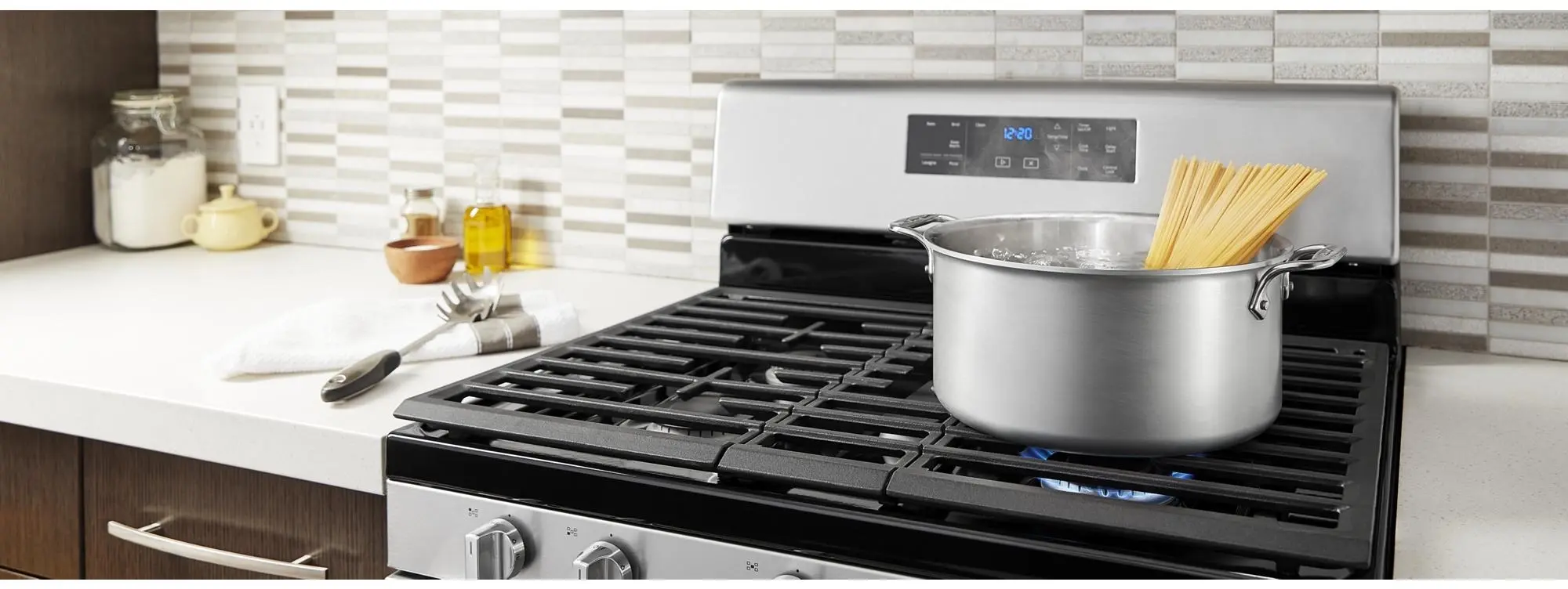 Whirlpool WFG525S0JZ Fingerprint Resistant Stainless Steel