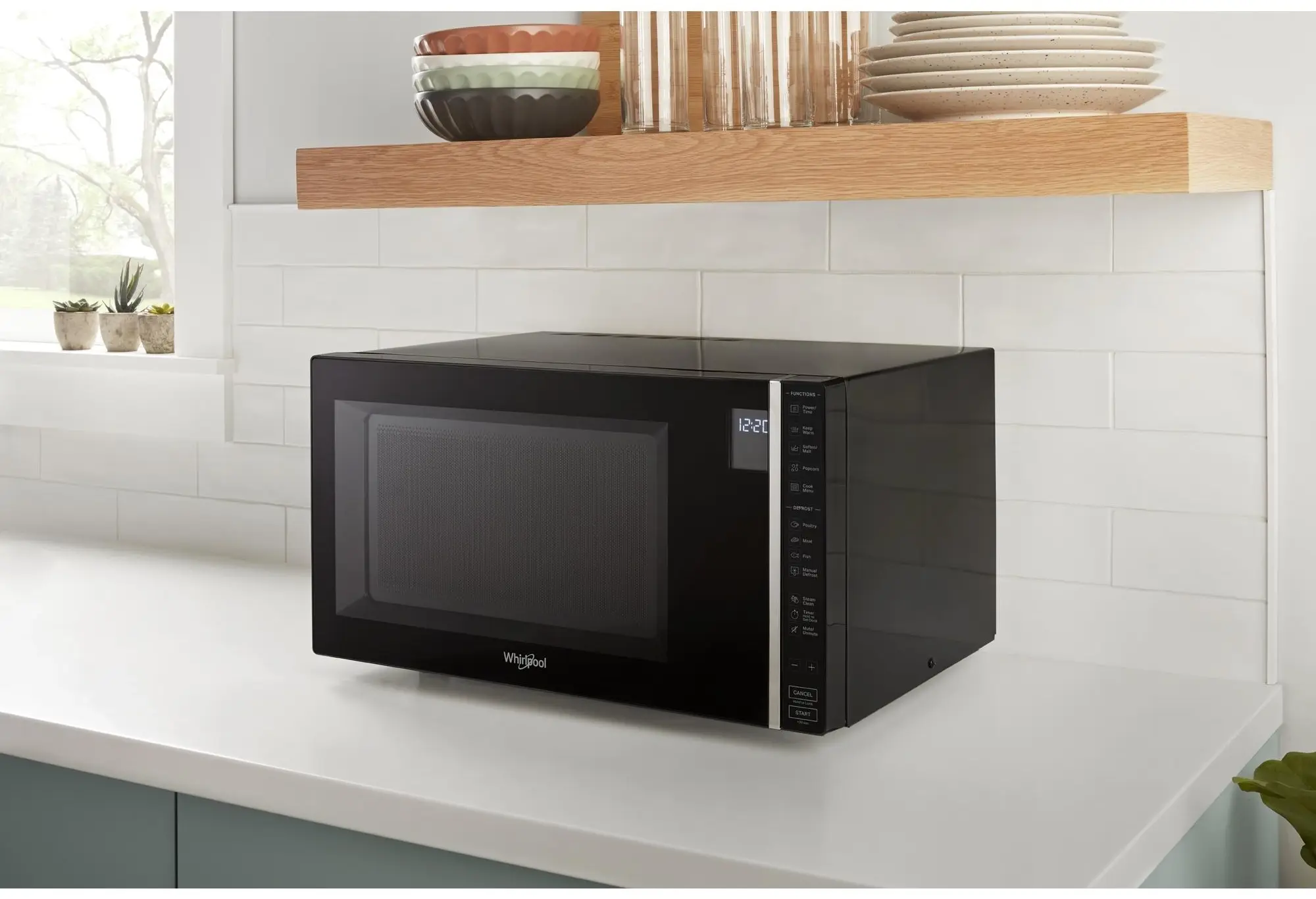 Whirlpool WMC30311LB Black