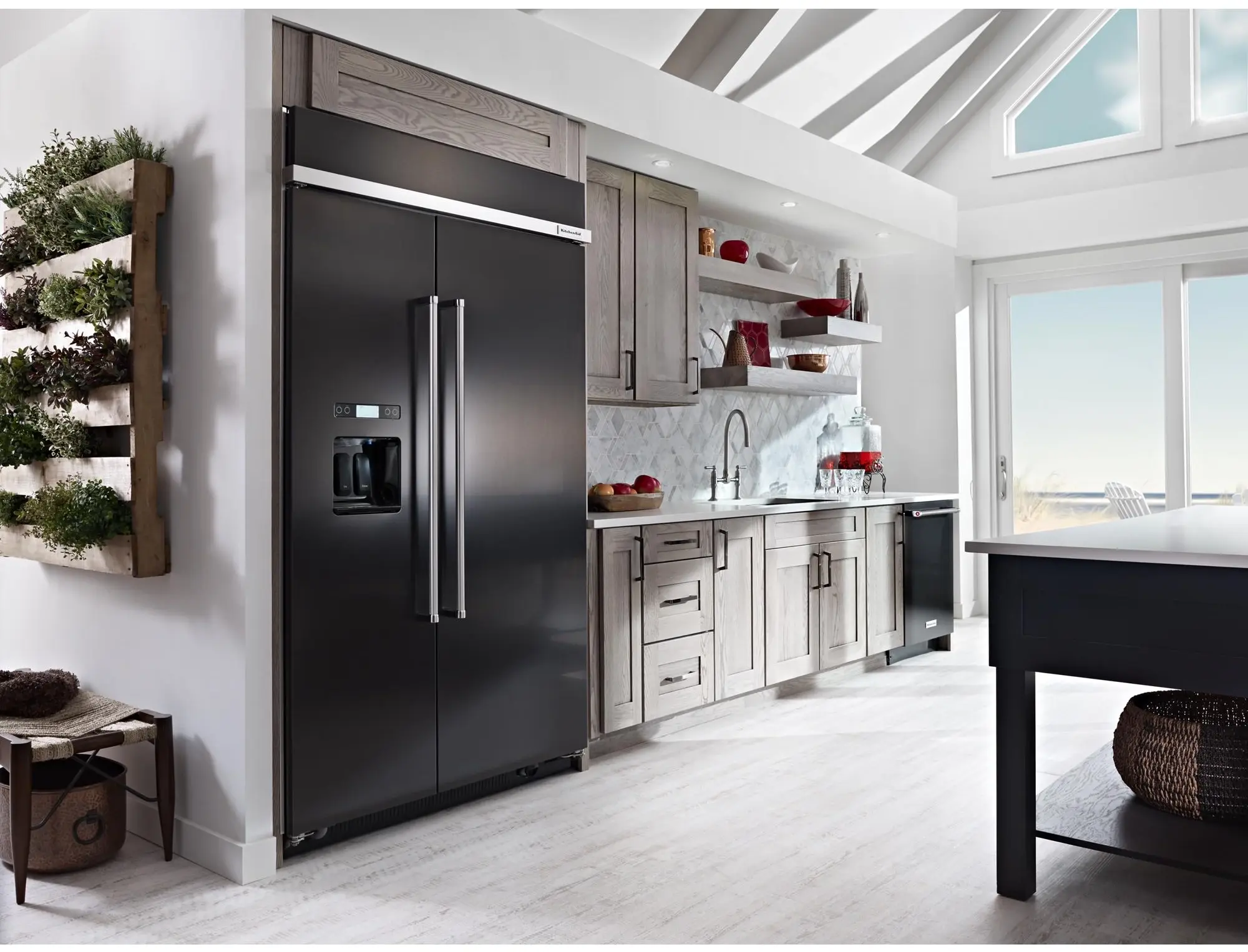 KitchenAid KBSD608EBS Black Stainless Steel, Print Shield
