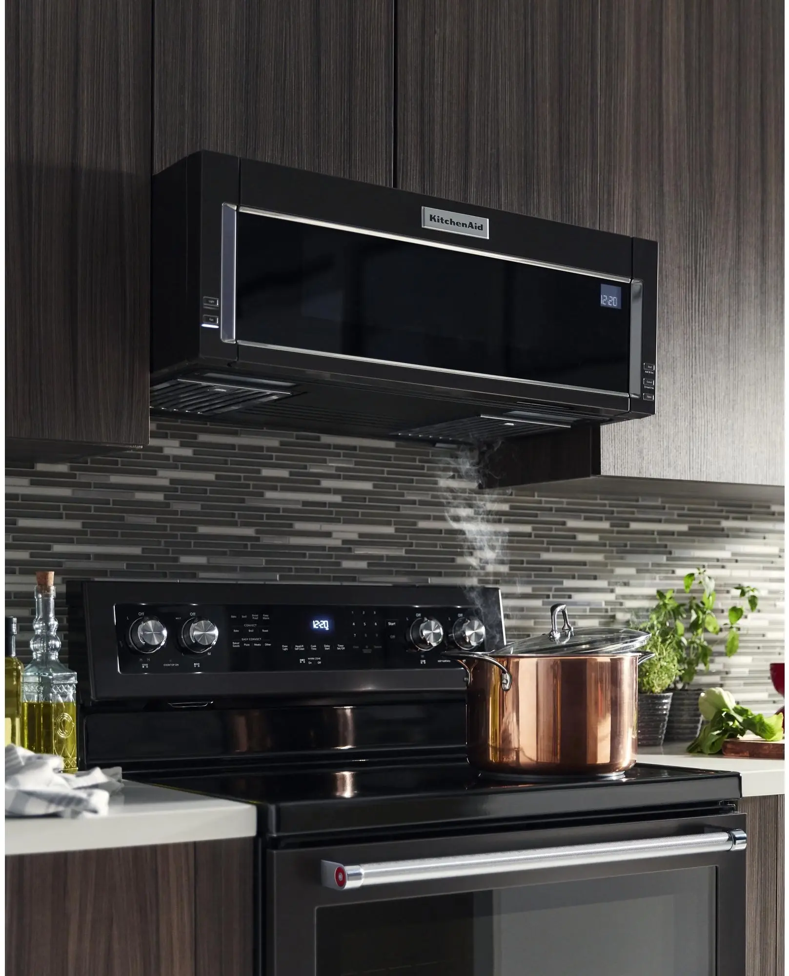 KitchenAid KFEG500EBS Black Stainless Steel, Print Shield