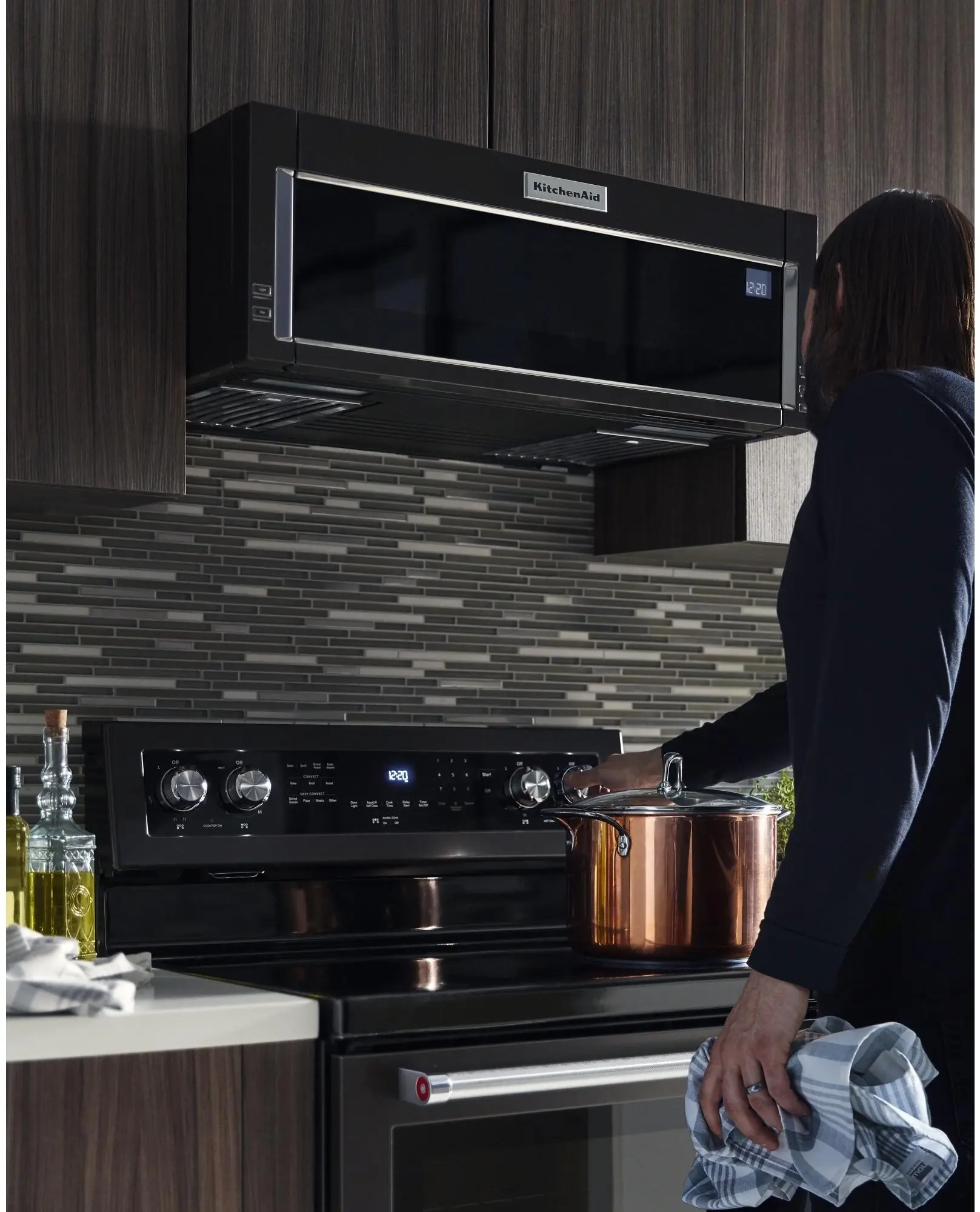 KitchenAid KFEG500EBS Black Stainless Steel, Print Shield