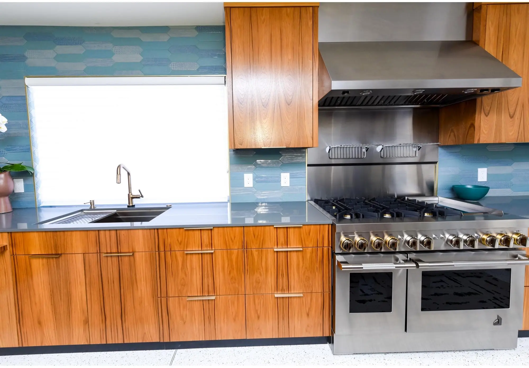 Jenn Air JDRP548HL Stainless Steel, Rise Style, Natural Gas