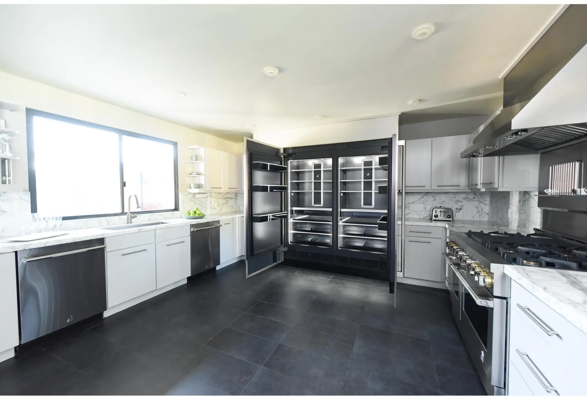 Jenn Air JDRP648HL Stainless Steel, Rise Style, Natural Gas
