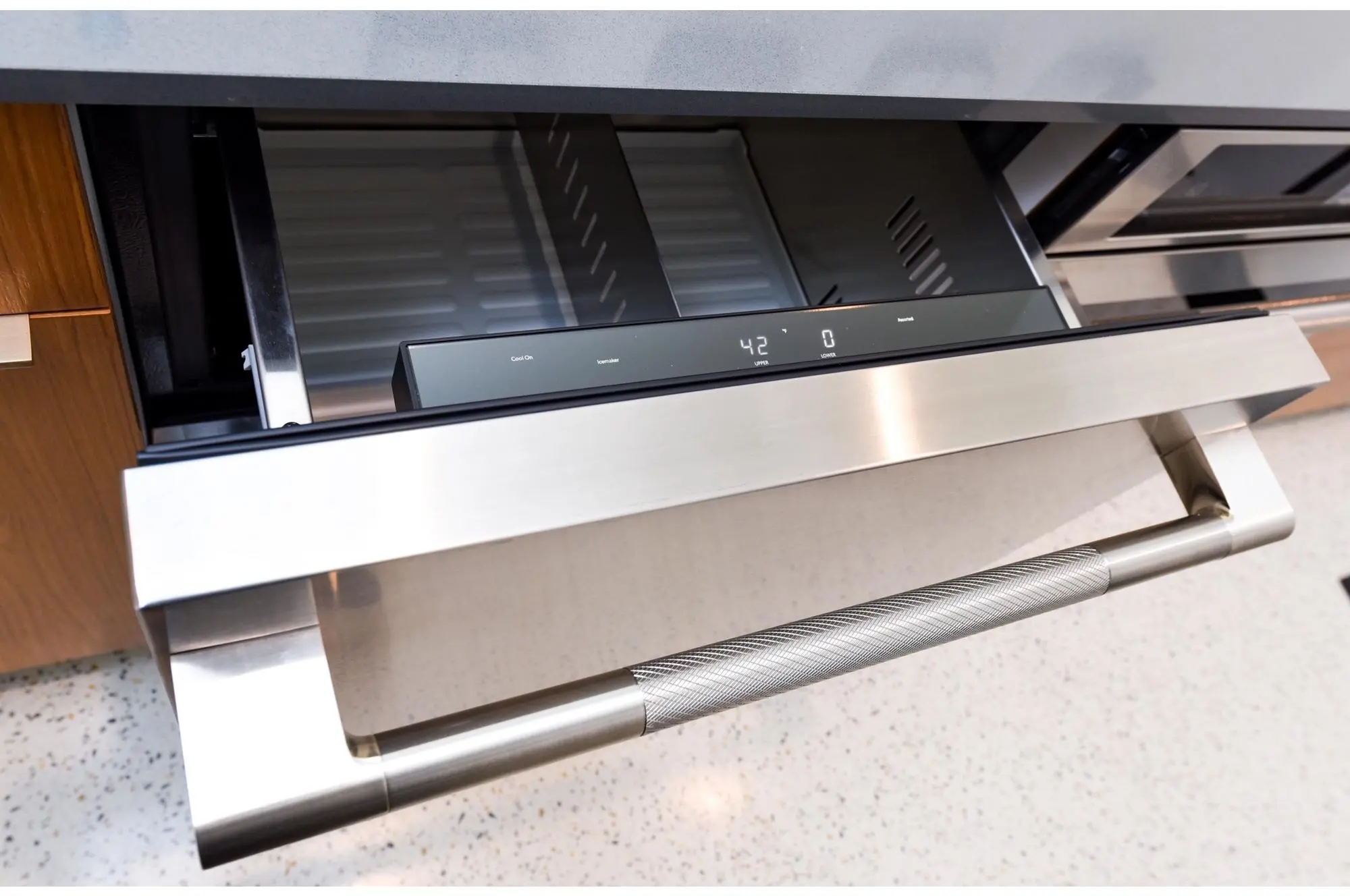 Jenn Air JUCFP242HL Stainless Steel, Rise Style