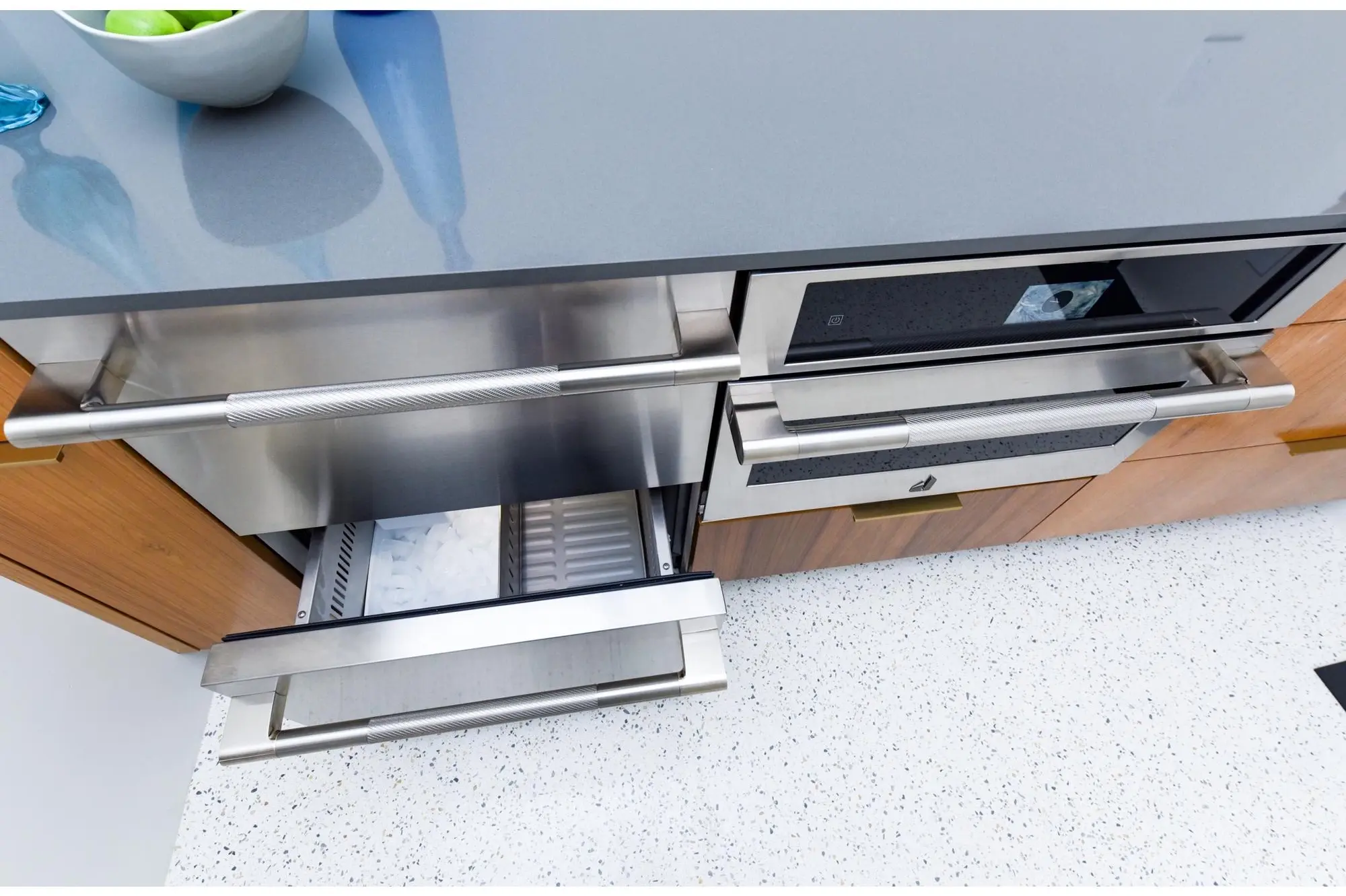 Jenn Air JUCFP242HL Stainless Steel, Rise Style