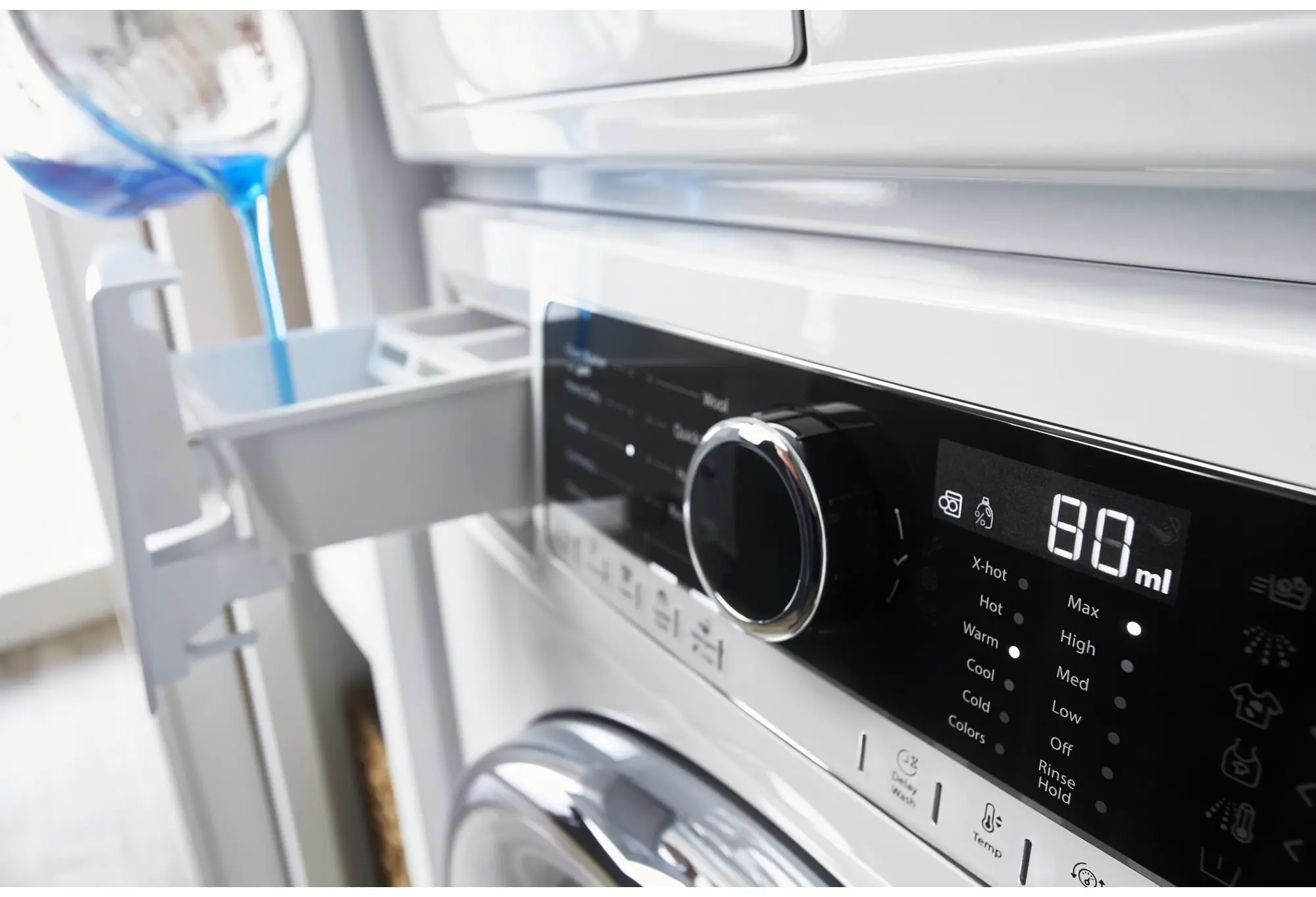 Whirlpool WFW5090JW White