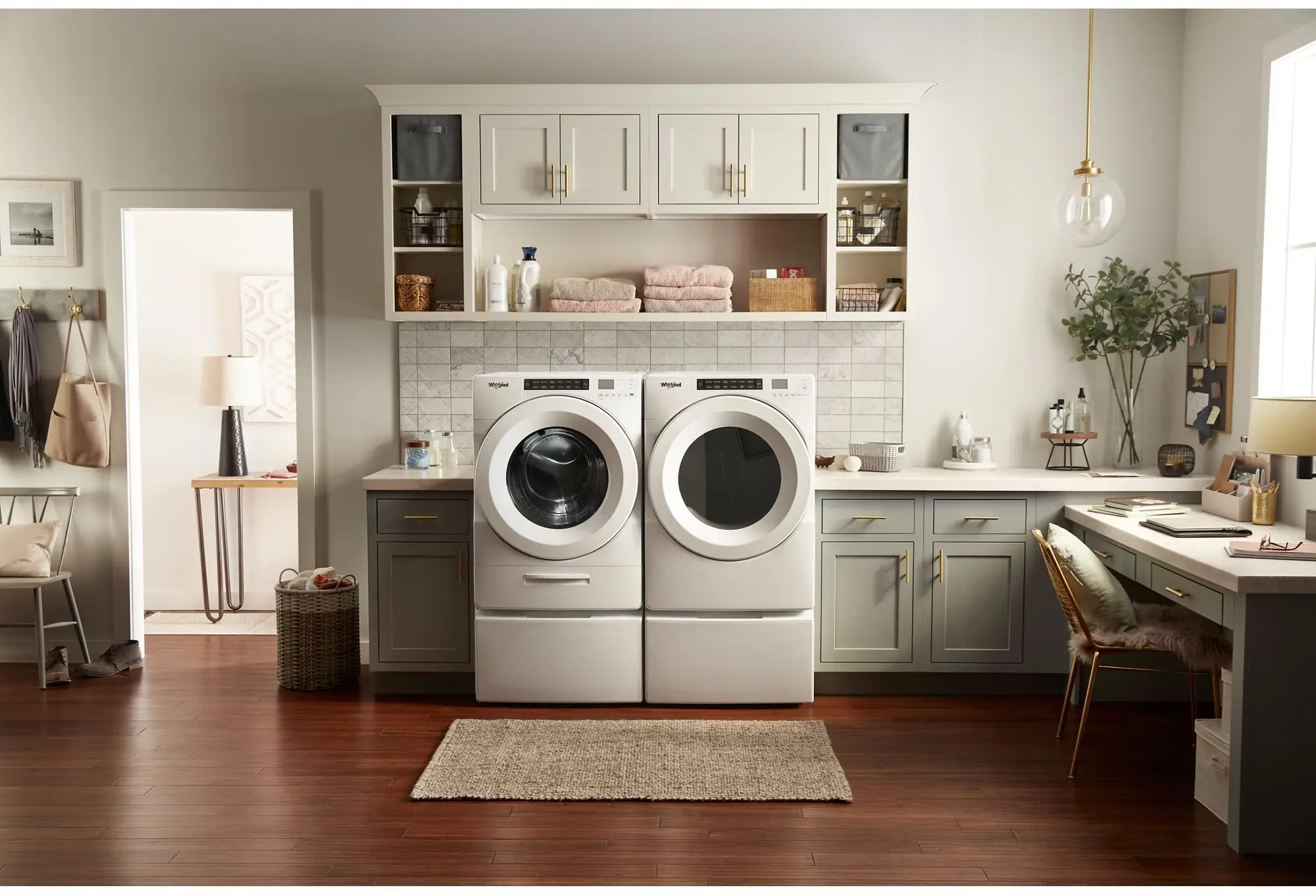 Whirlpool WFW5620HW White