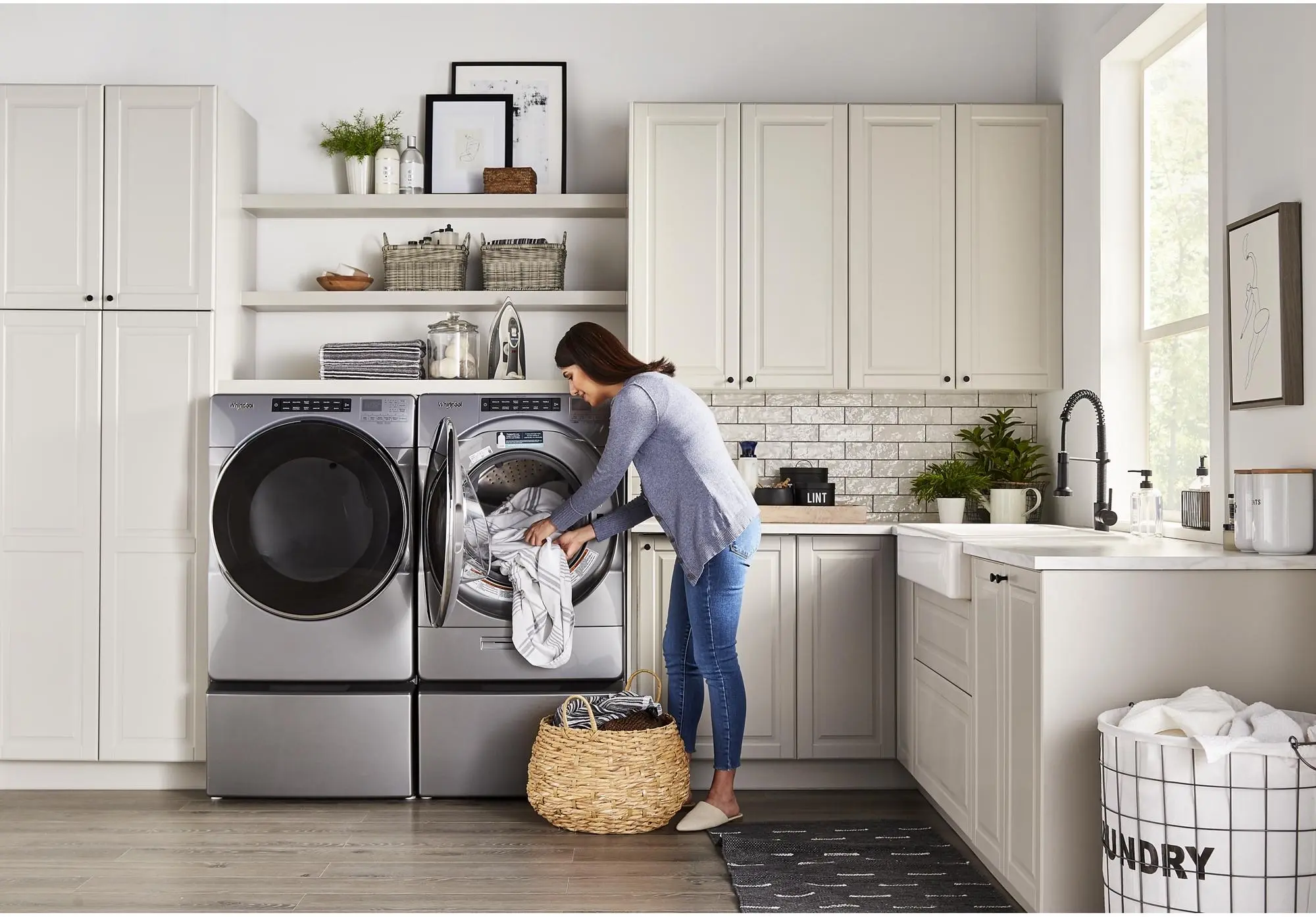 Whirlpool WFW6620HC Chrome Shadow