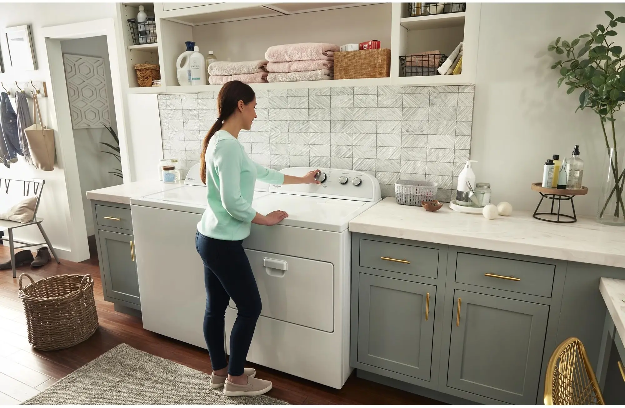 Whirlpool WED4950HW White