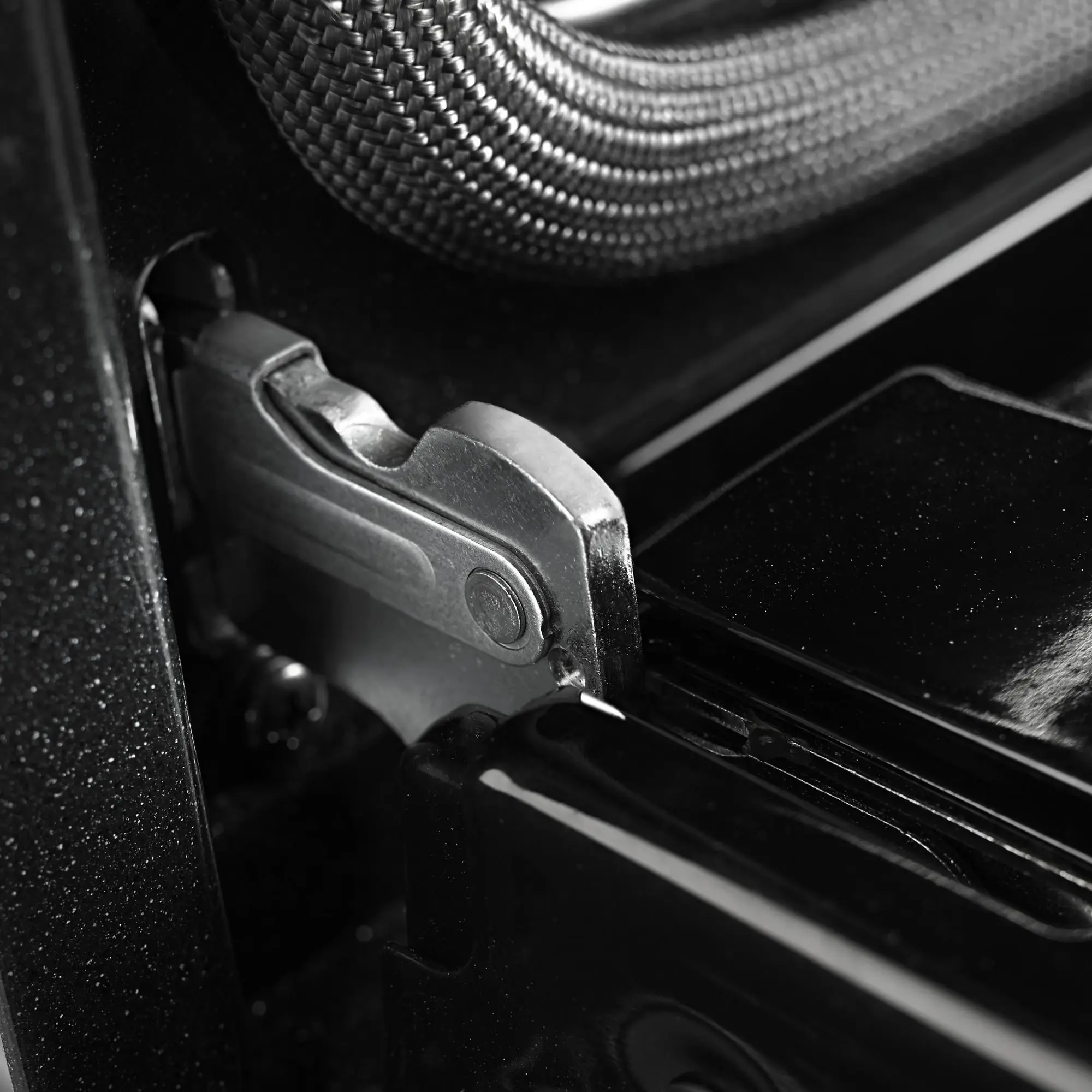 Maytag MEW9630FZ Fingerprint Resistant Stainless Steel
