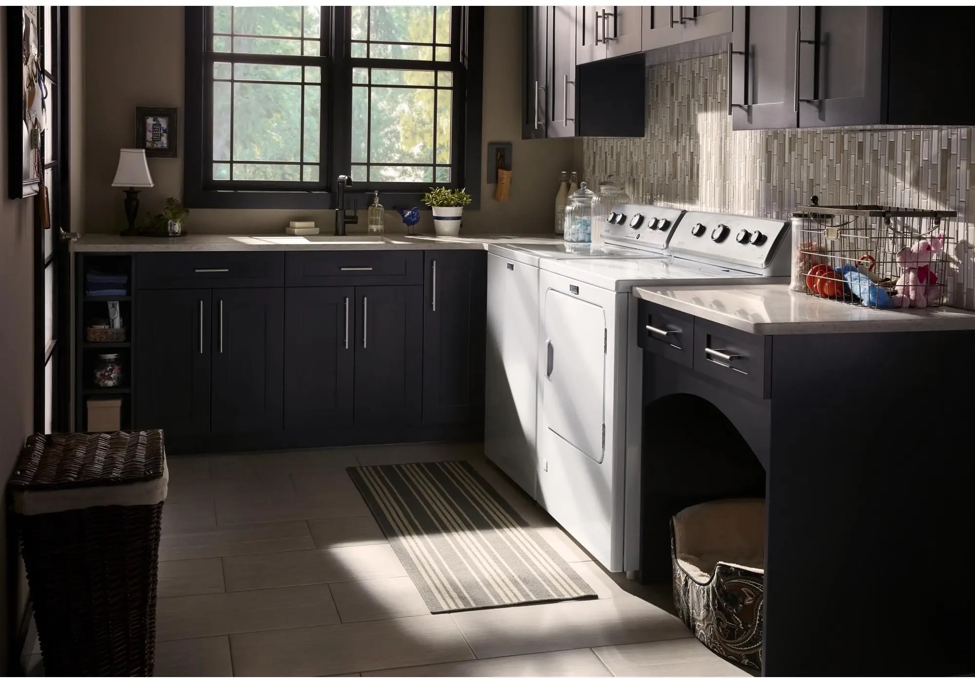 Maytag MGDC465HW White