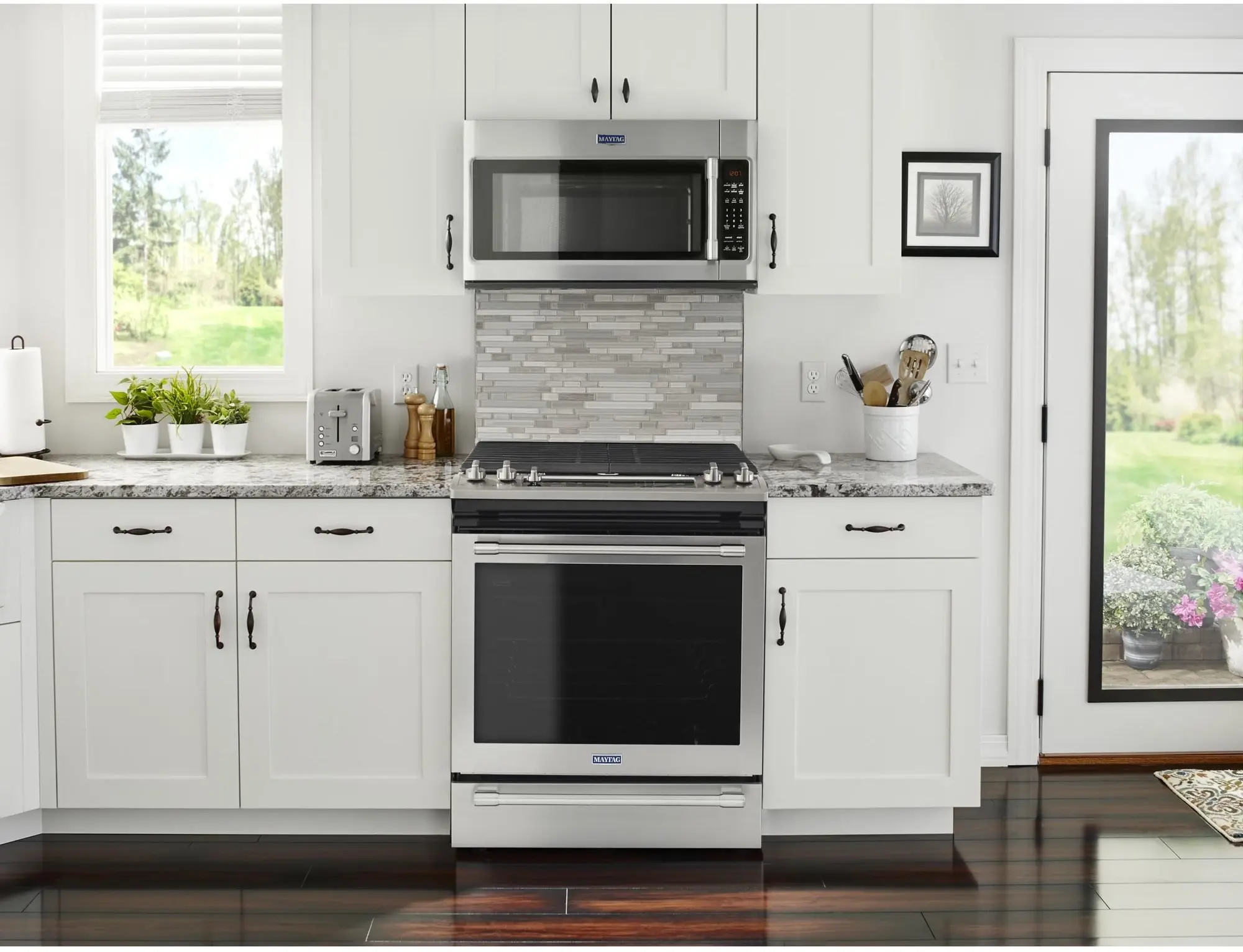Maytag MGS8800FZ Fingerprint Resistant Stainless Steel, Natural Gas