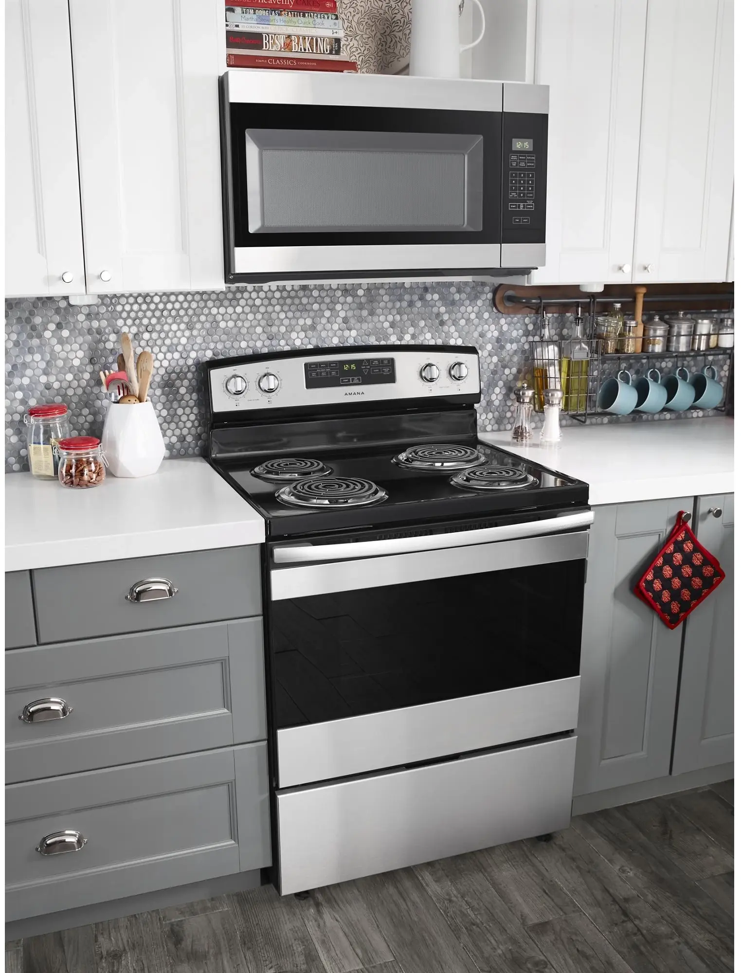 Amana ACR4303MFS Black on Stainless Steel