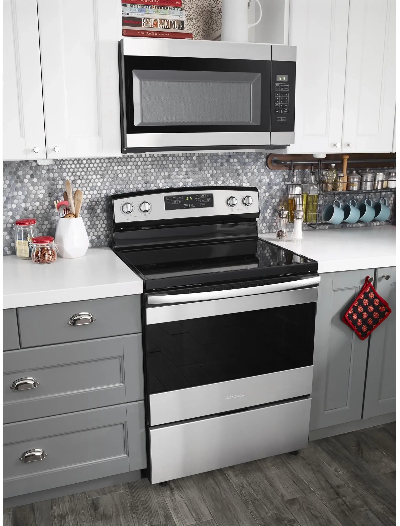 Amana AER6603SFS Black on Stainless Steel