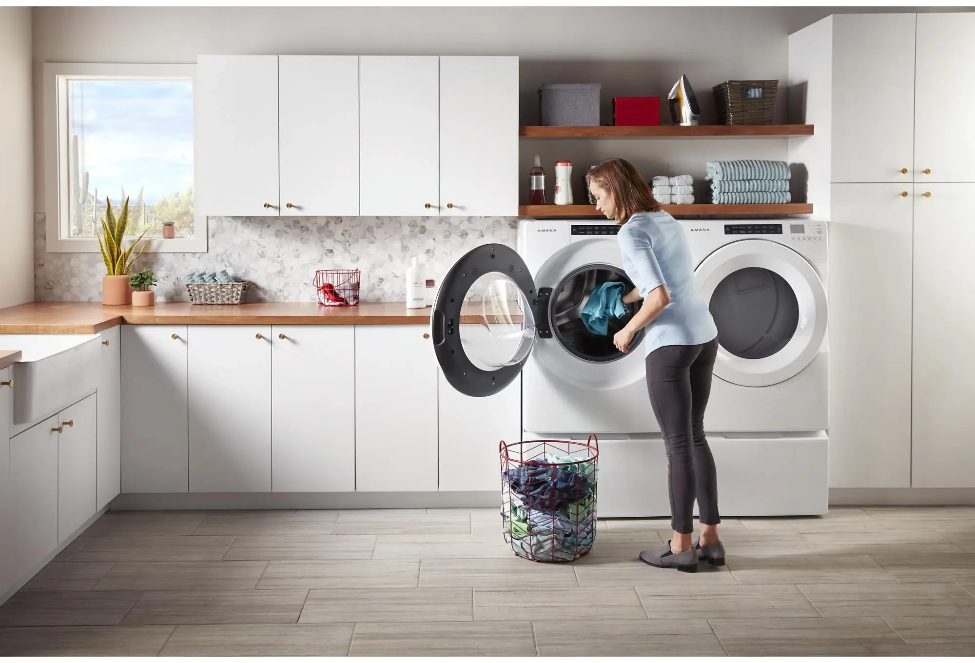 Amana NED5800HW White
