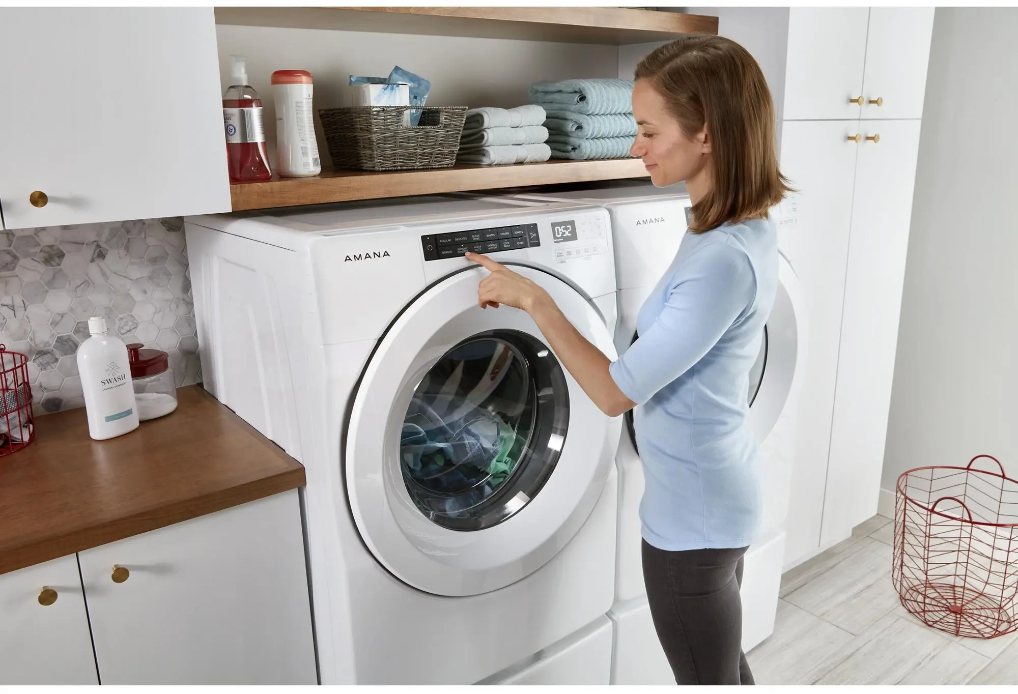 Amana NED5800HW White