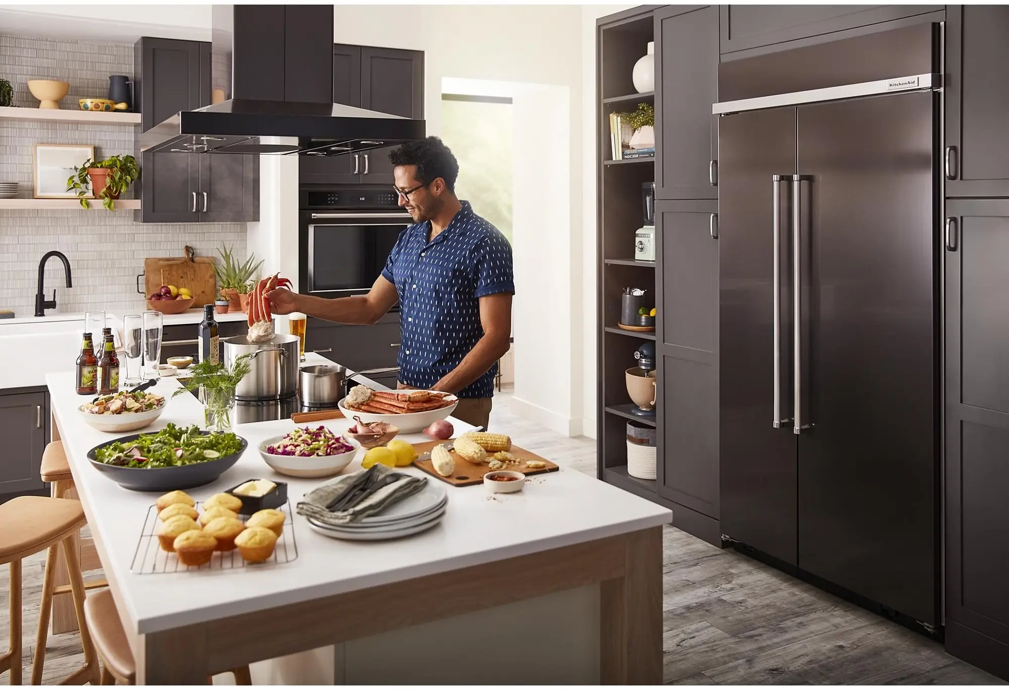 KitchenAid KVIB606DBS Black Stainless Steel, Print Shield, 36 Inch
