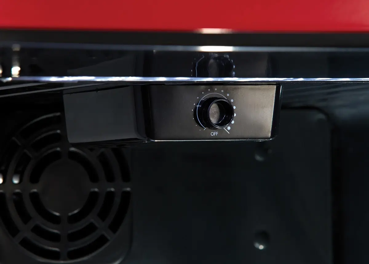 Danby DAR110A3LDB Scarlett Red Metallic