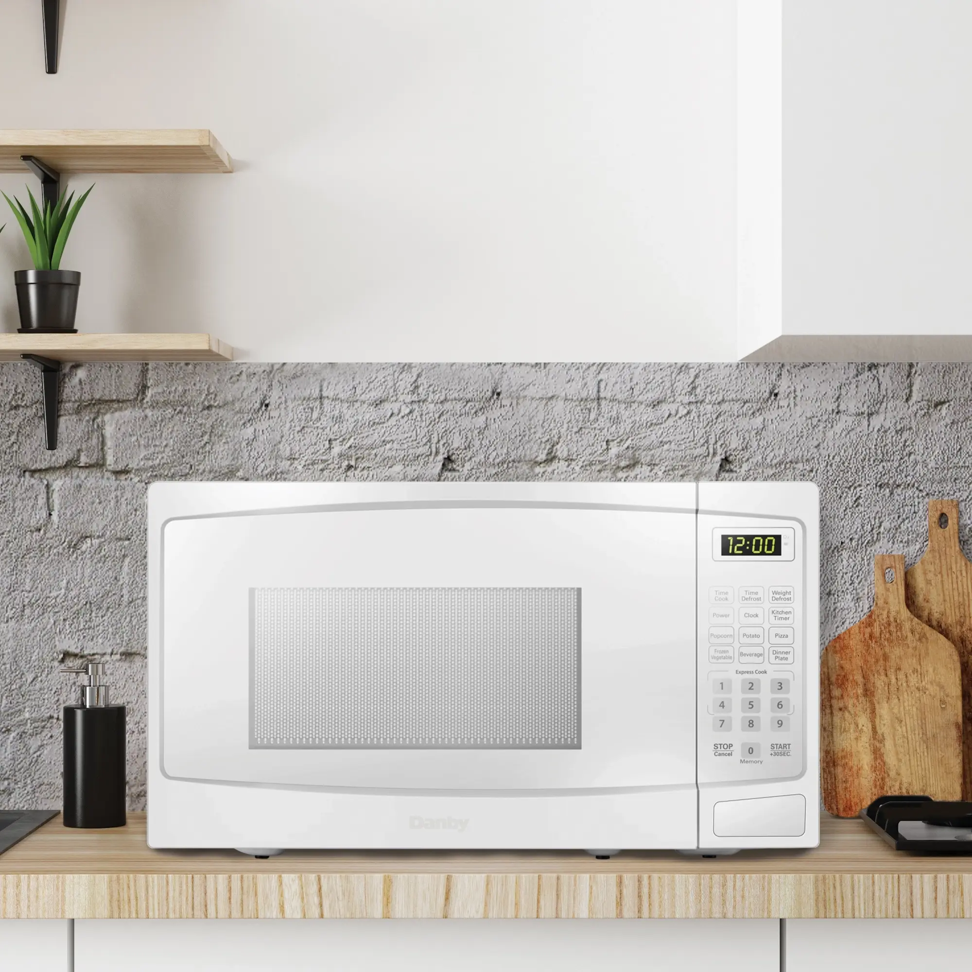 Danby DBMW1120BWW White