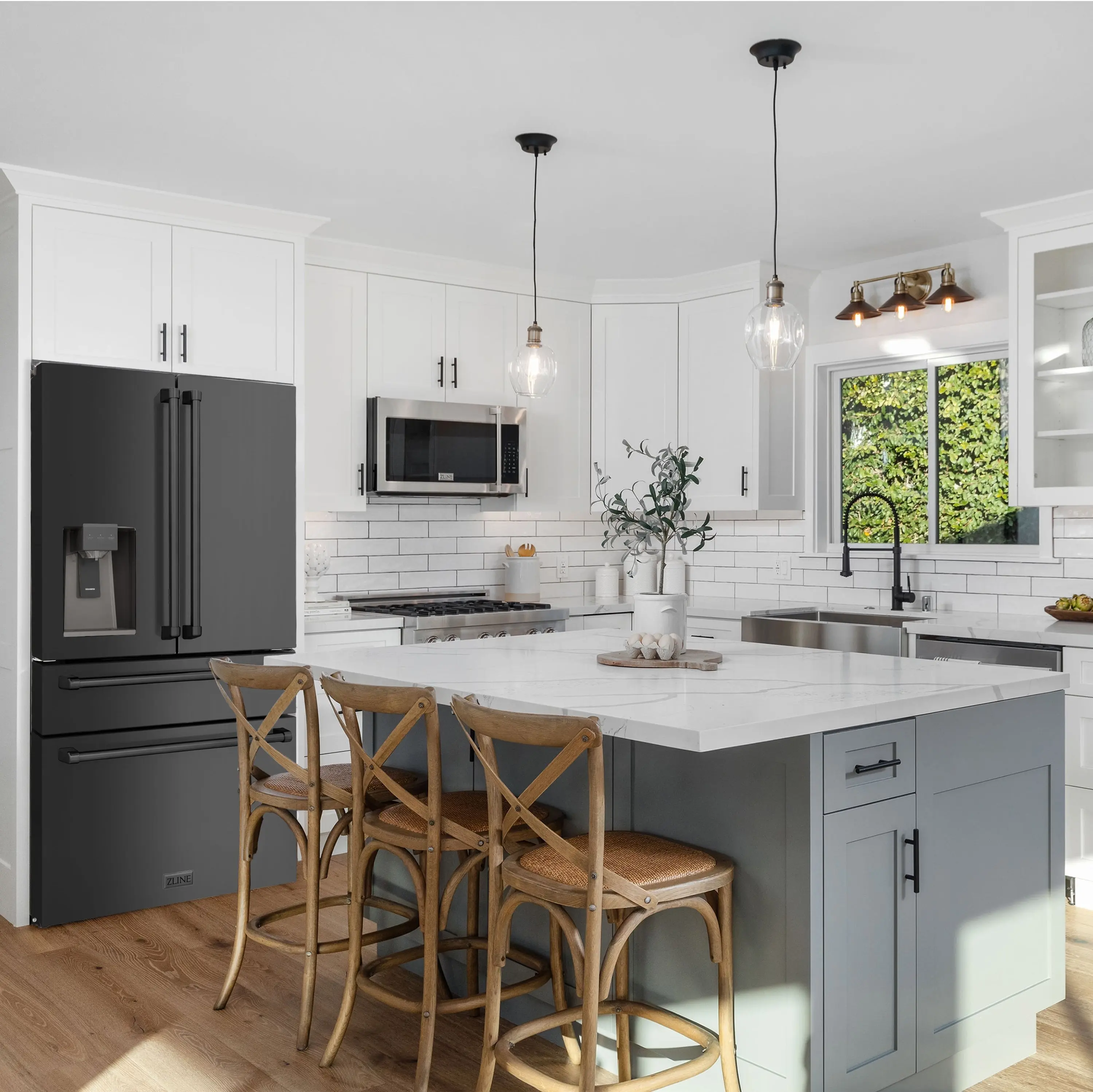 Zline RFMW36BS Black Stainless Steel