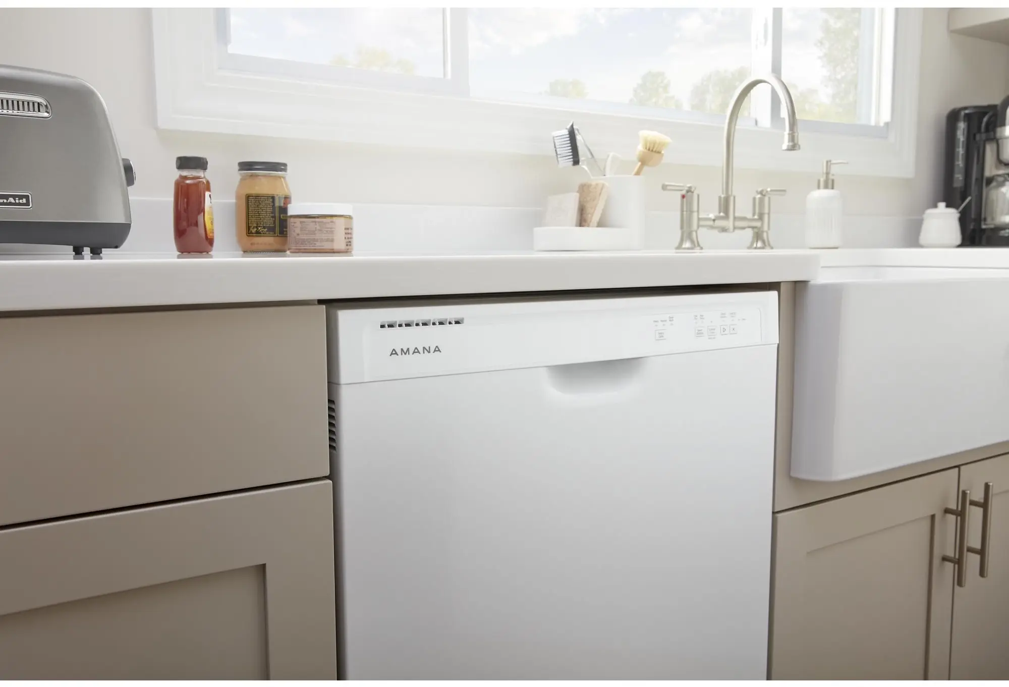 Amana ADB1400AMW White