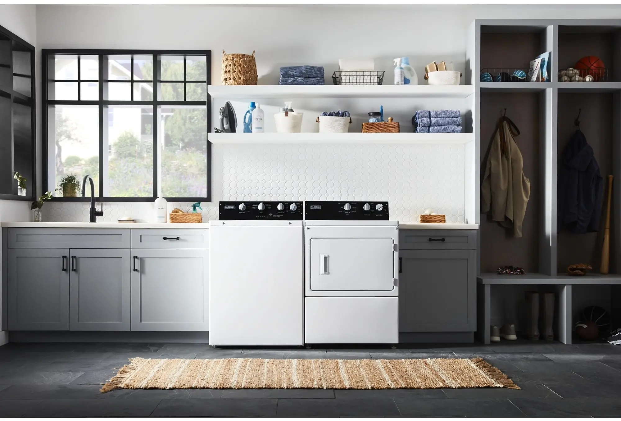 Maytag MEDP585GW White