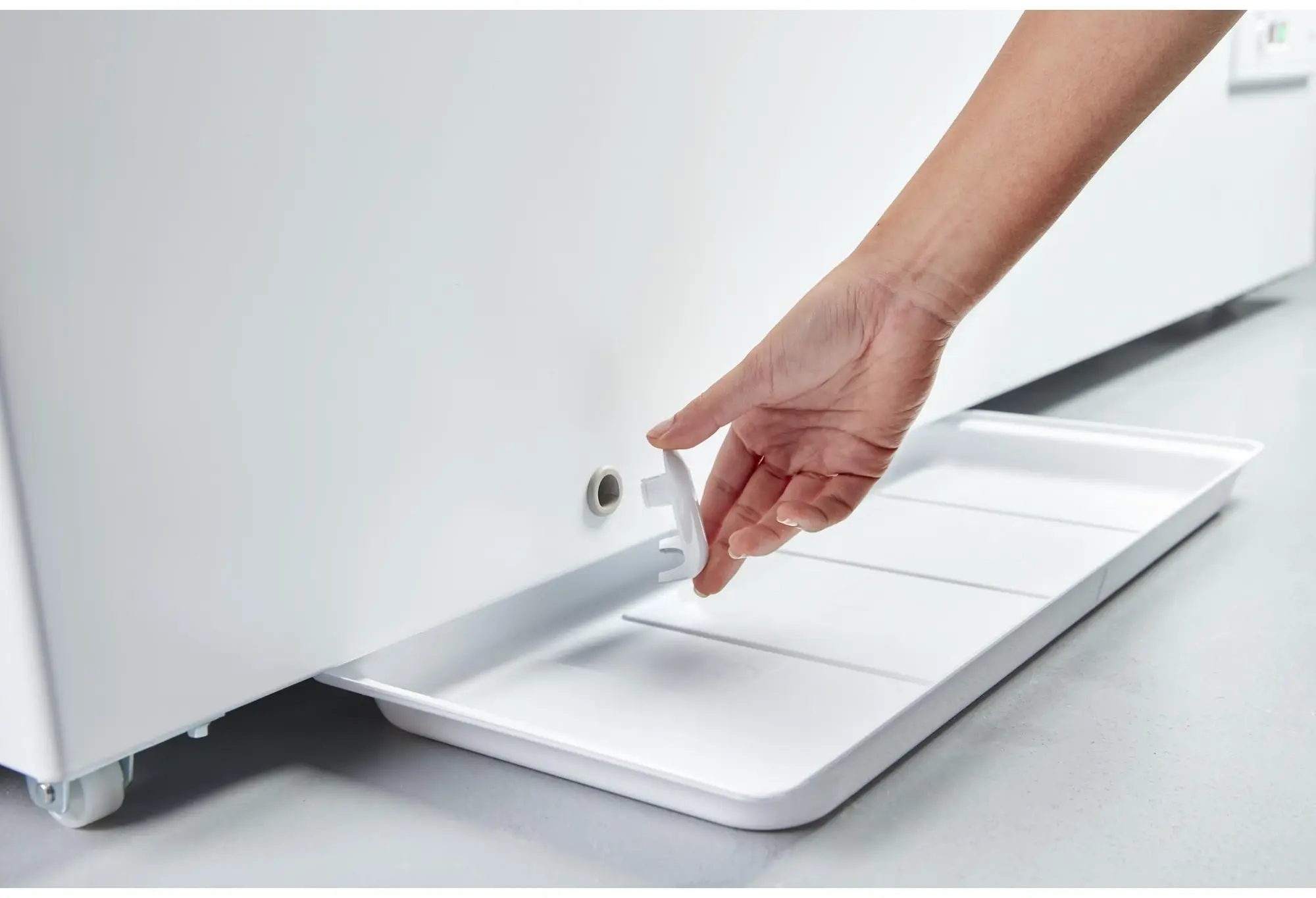 Whirlpool WZC5216LW White