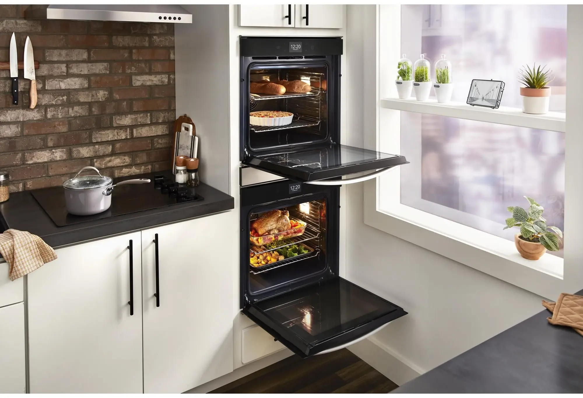 Whirlpool WOD52ES4MB Black