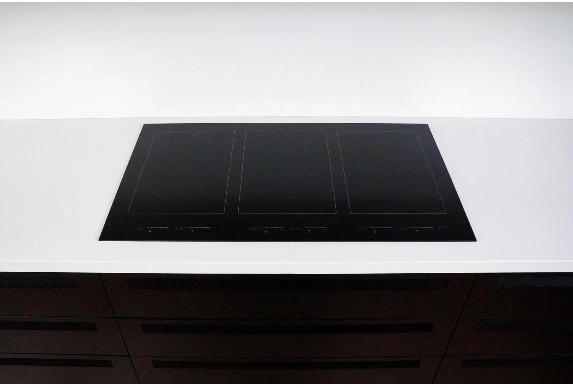 Jenn Air JIC4736HB Black Trim