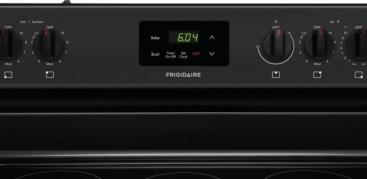 Frigidaire FCRE3052AB Black