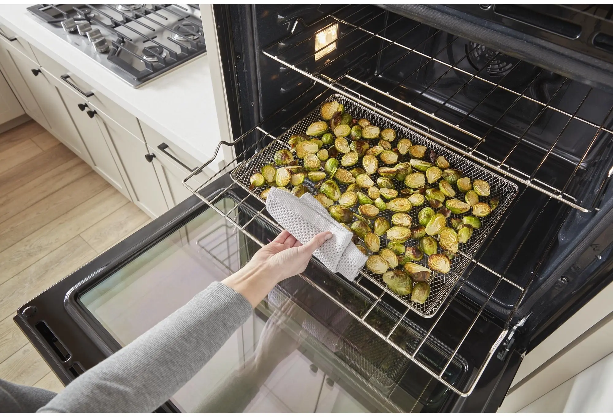 Whirlpool WOEC5027LZ Fingerprint-Resistant Stainless Steel