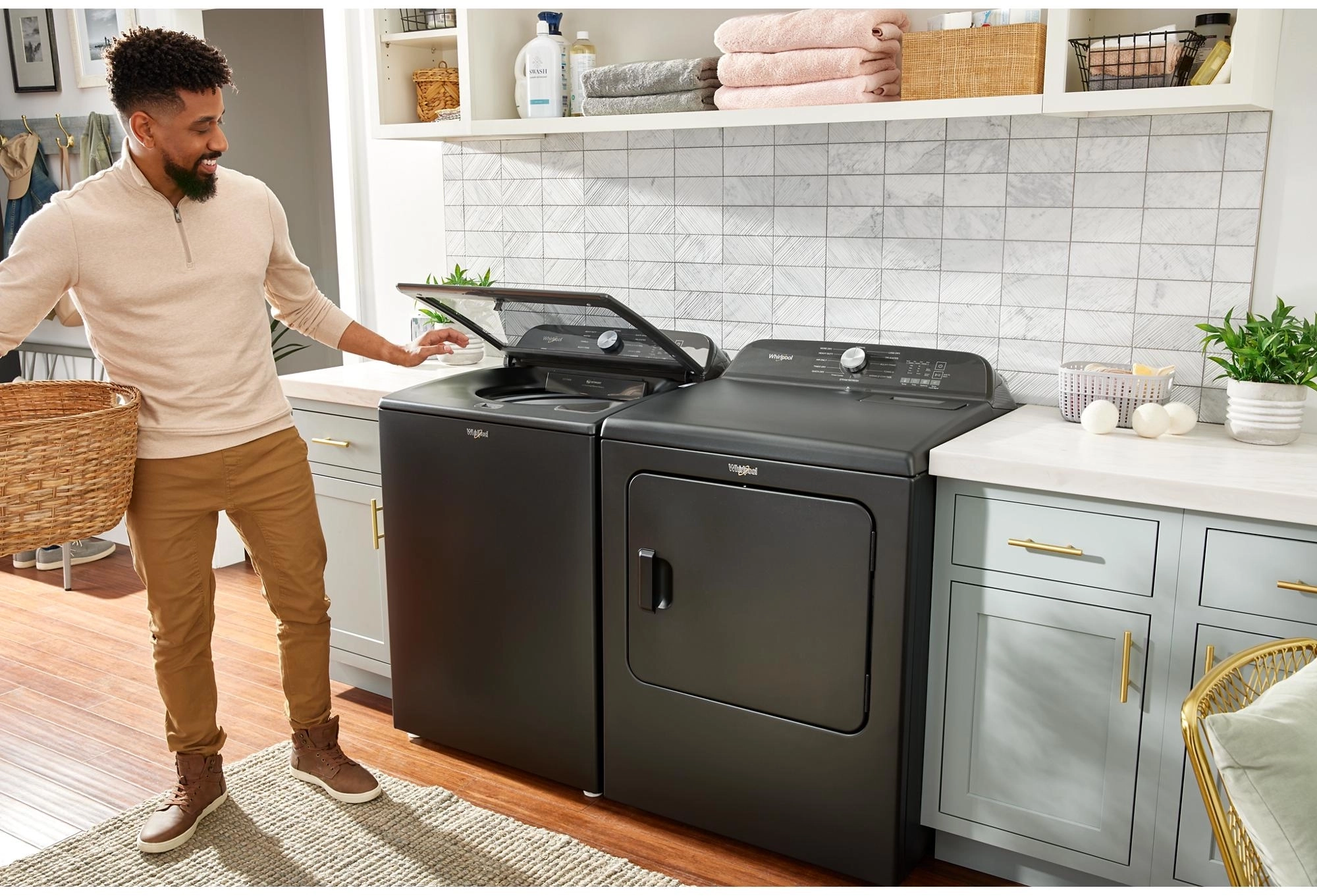 Whirlpool WTW6150PB Volcano Black