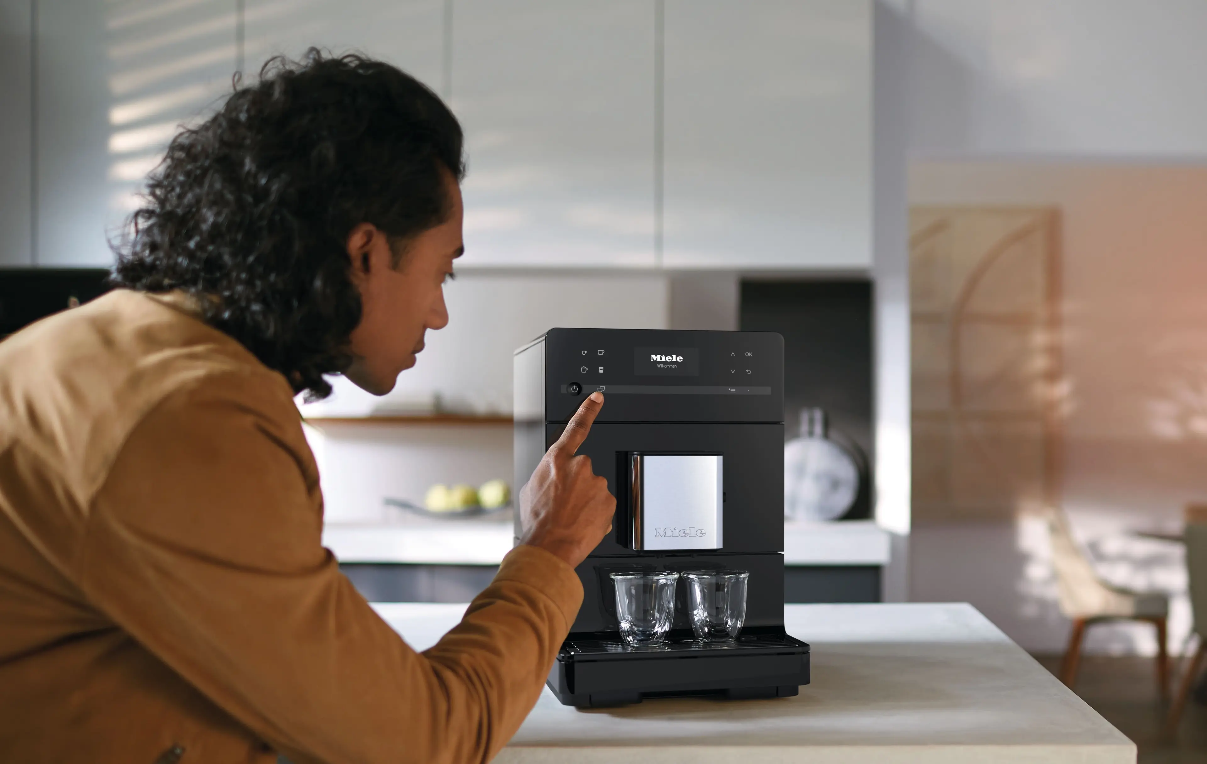 Miele CM5310OB Obsidian Black