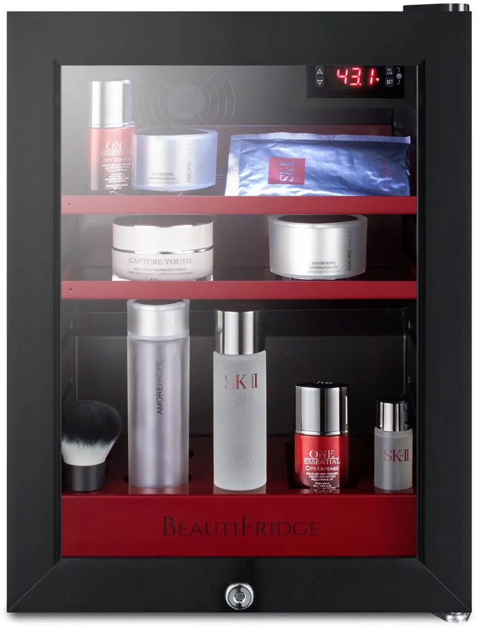 Summit LX114LR With Ruby Shelving And Glass Door