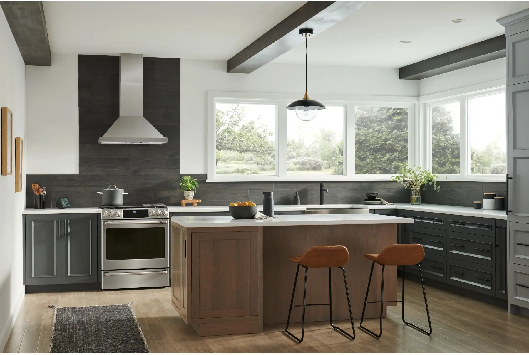 Best WCP1366SS Wall Mount Chimney Hood w/ SmartSense® and Voice
