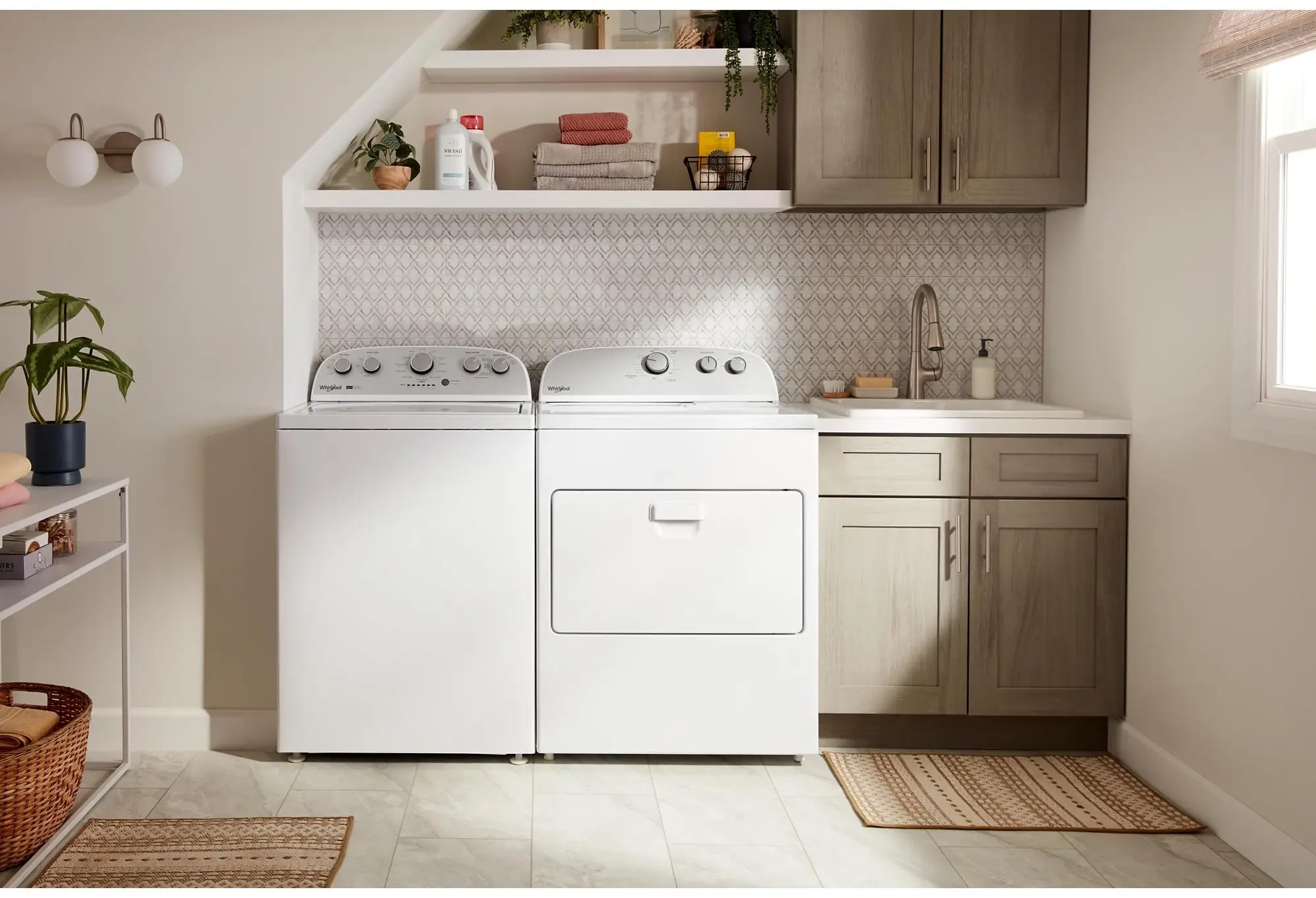 Whirlpool WED4950HW White